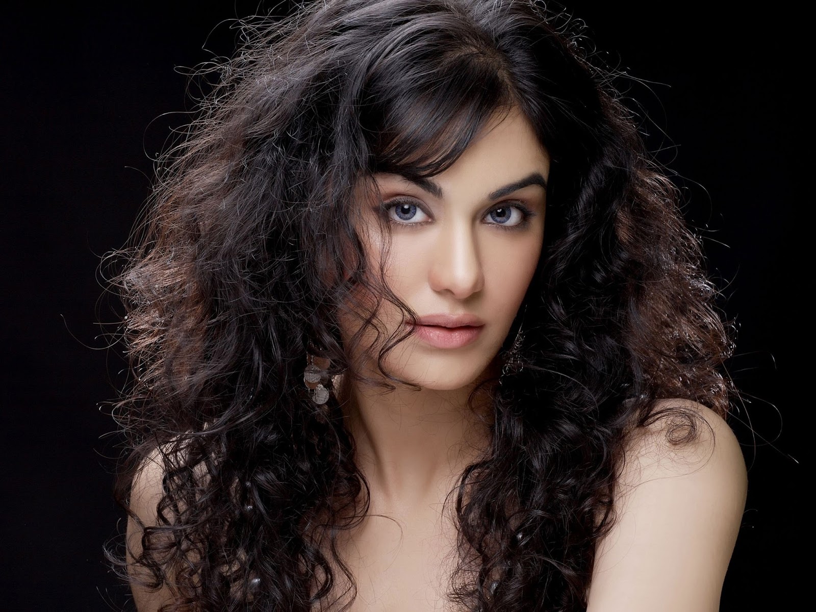 Adah Sharma Wallpapers