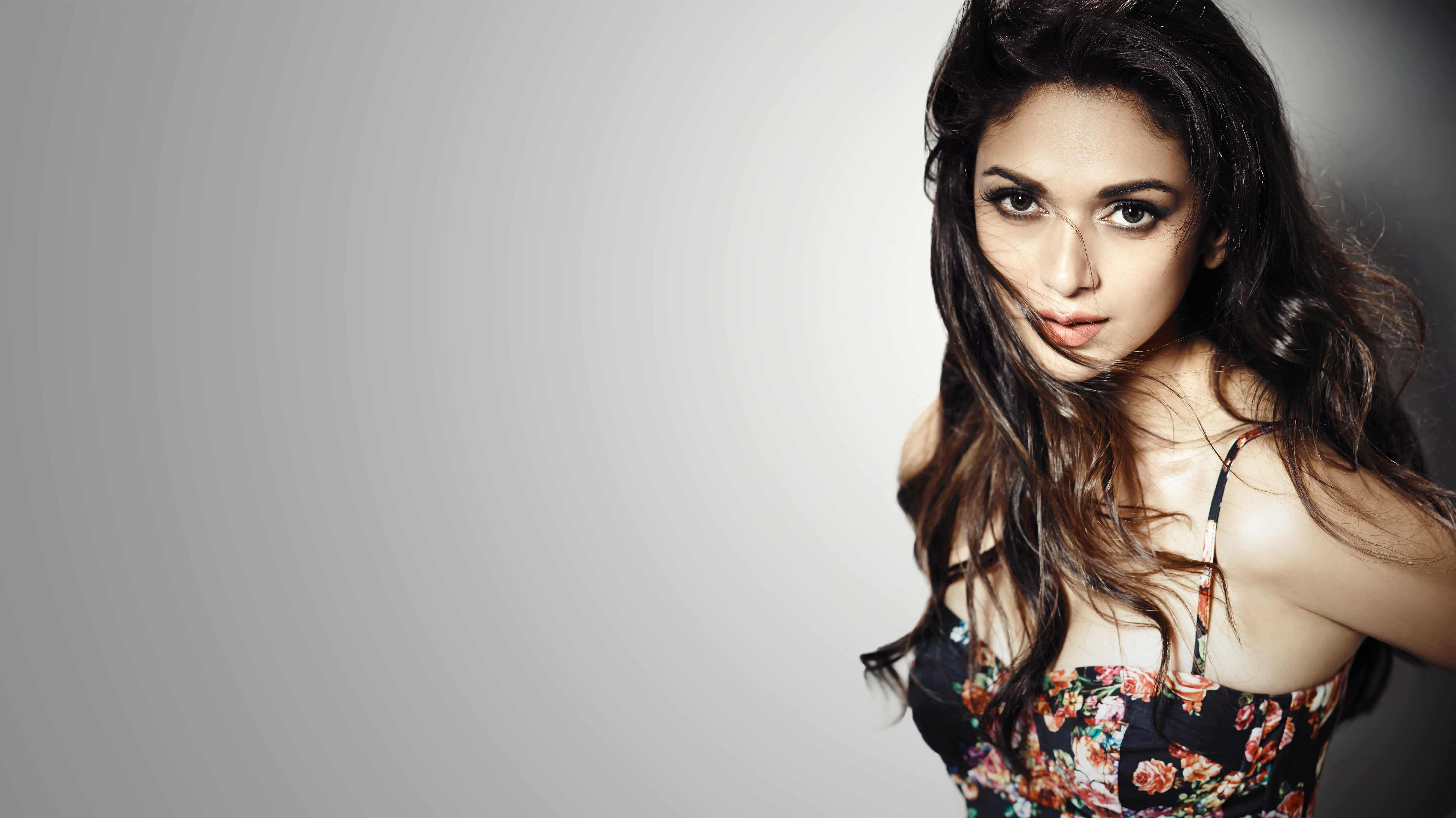 Aditi Rao Hydari Wallpapers