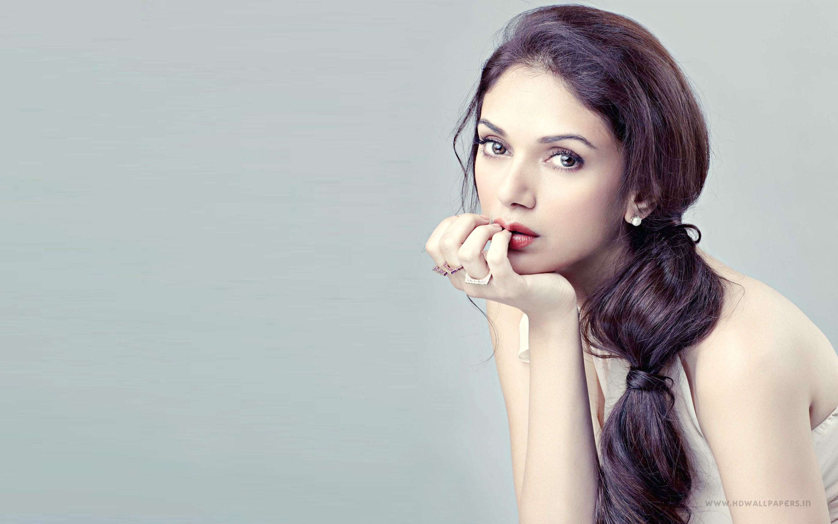 Aditi Rao Hydari Wallpapers