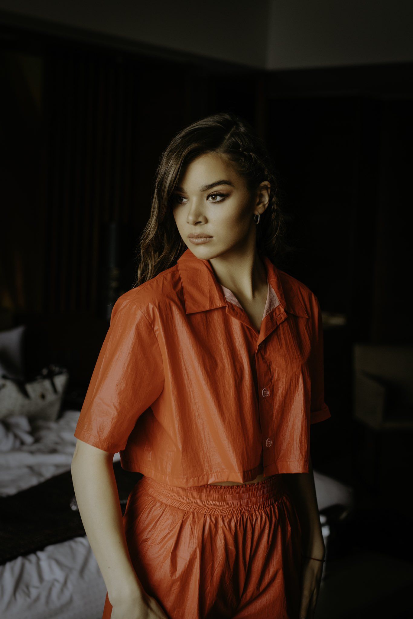 Afterlife Hailee Steinfeld Portrait Wallpapers