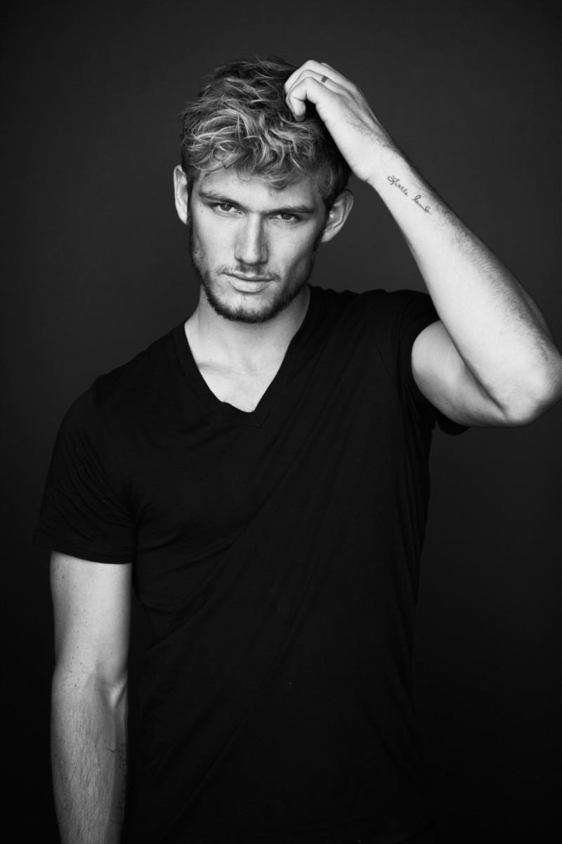 Alex Pettyfer Wallpapers