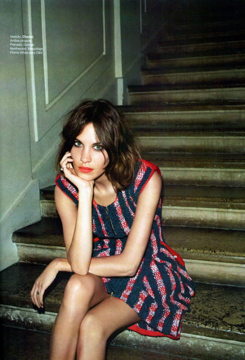 Alexa Chung Wallpapers