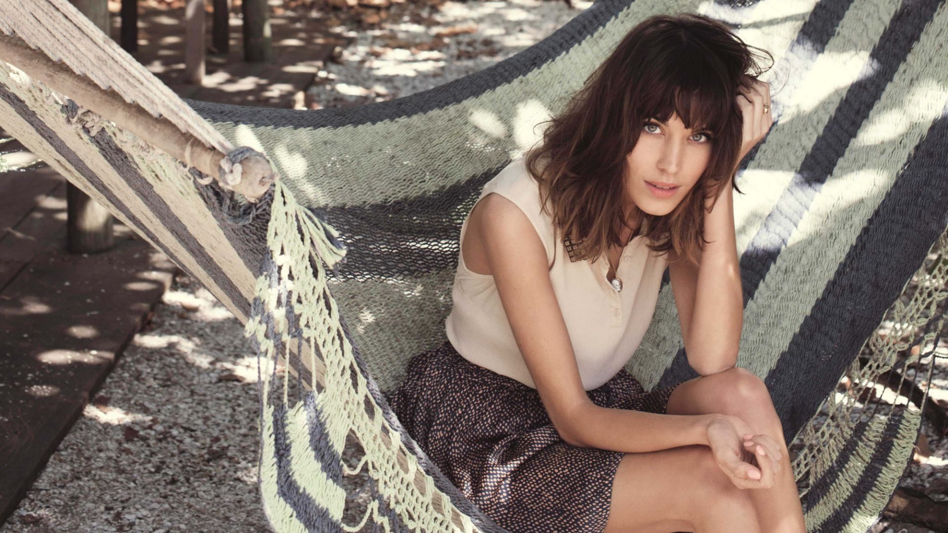 Alexa Chung Wallpapers