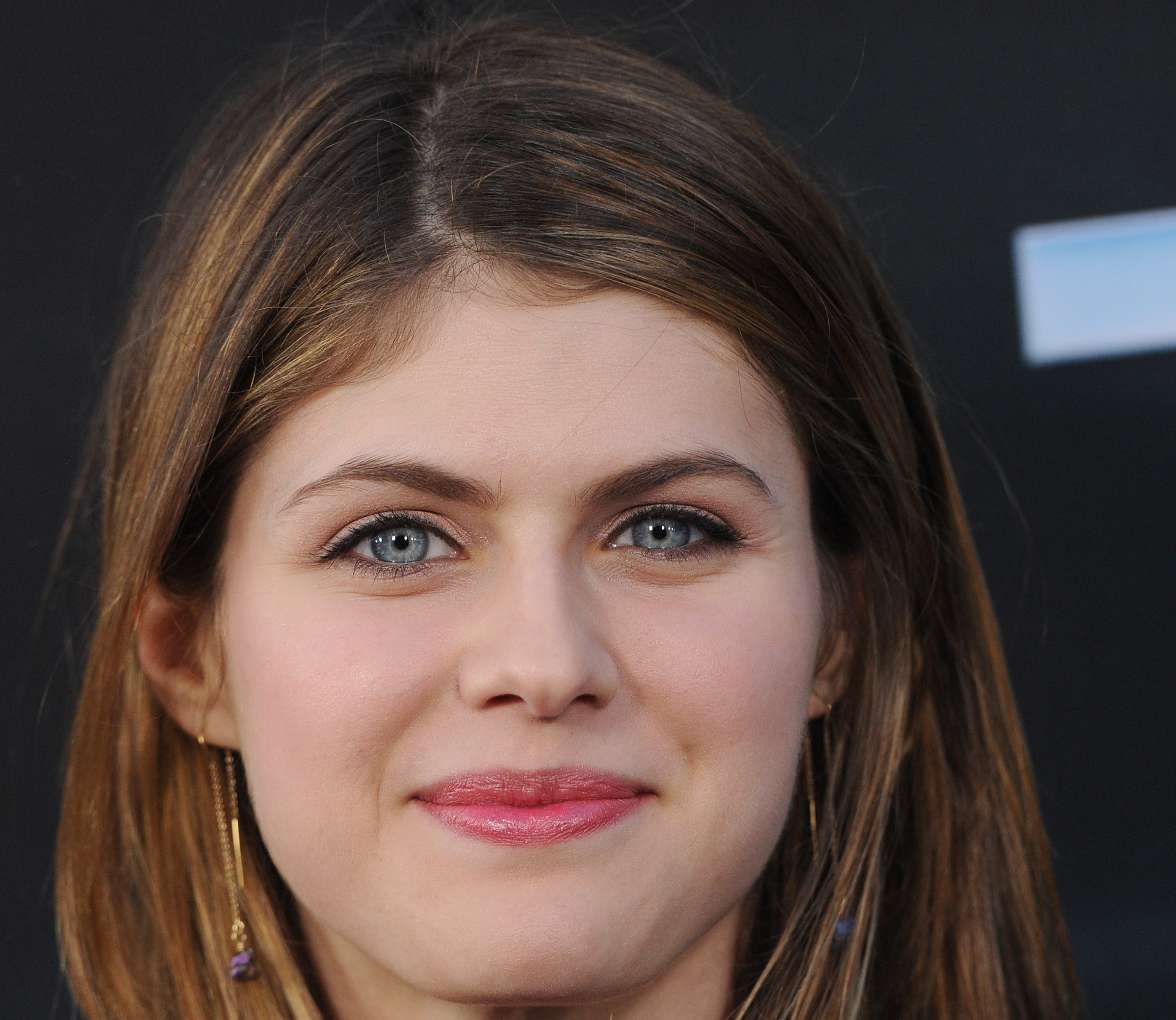 Alexandra Daddario Face Close Up Wallpapers