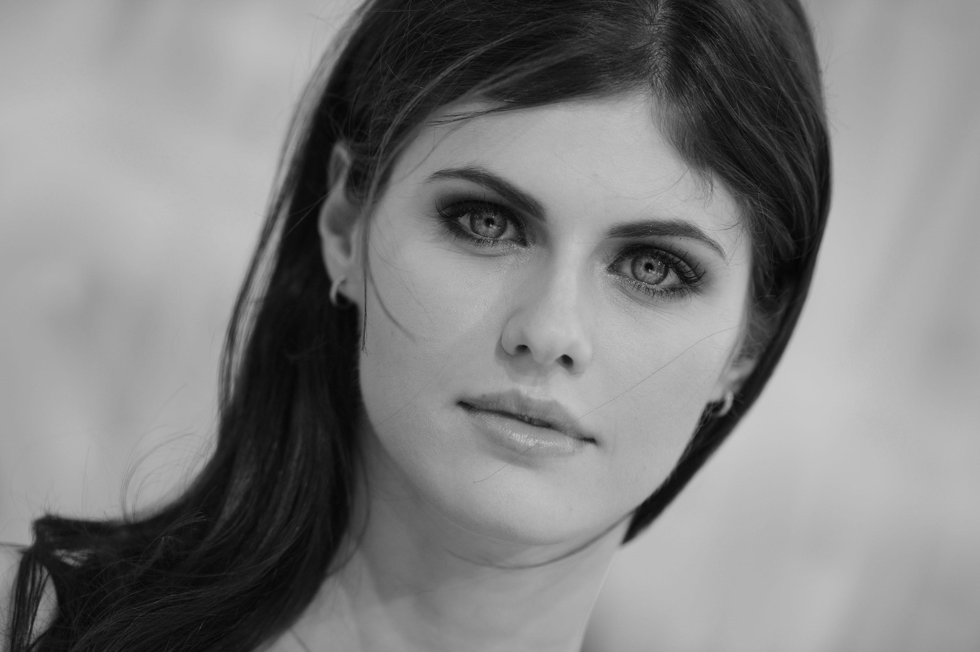 Alexandra Daddario Photoshoot 2018 Wallpapers