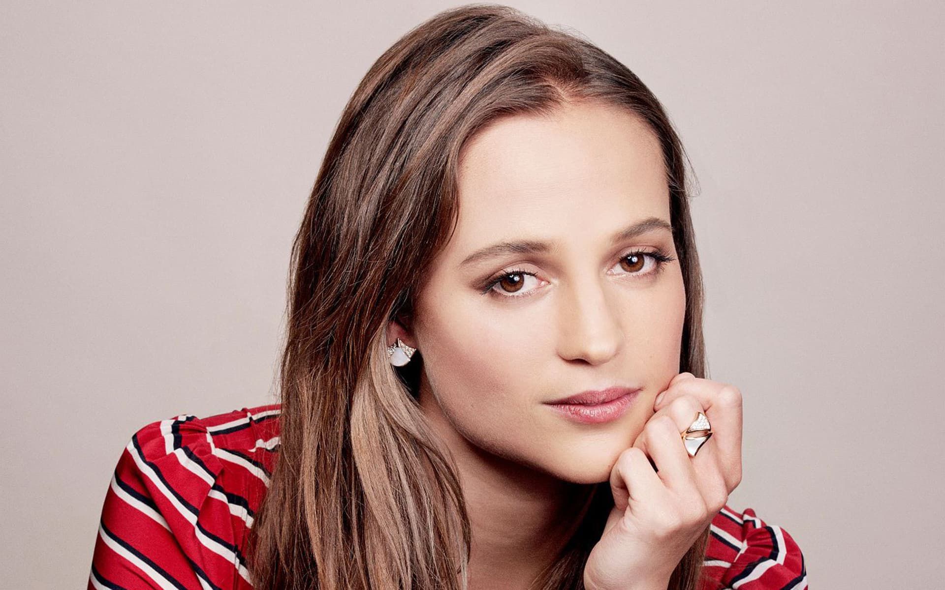 Alicia Vikander 2017 Photoshoot Wallpapers