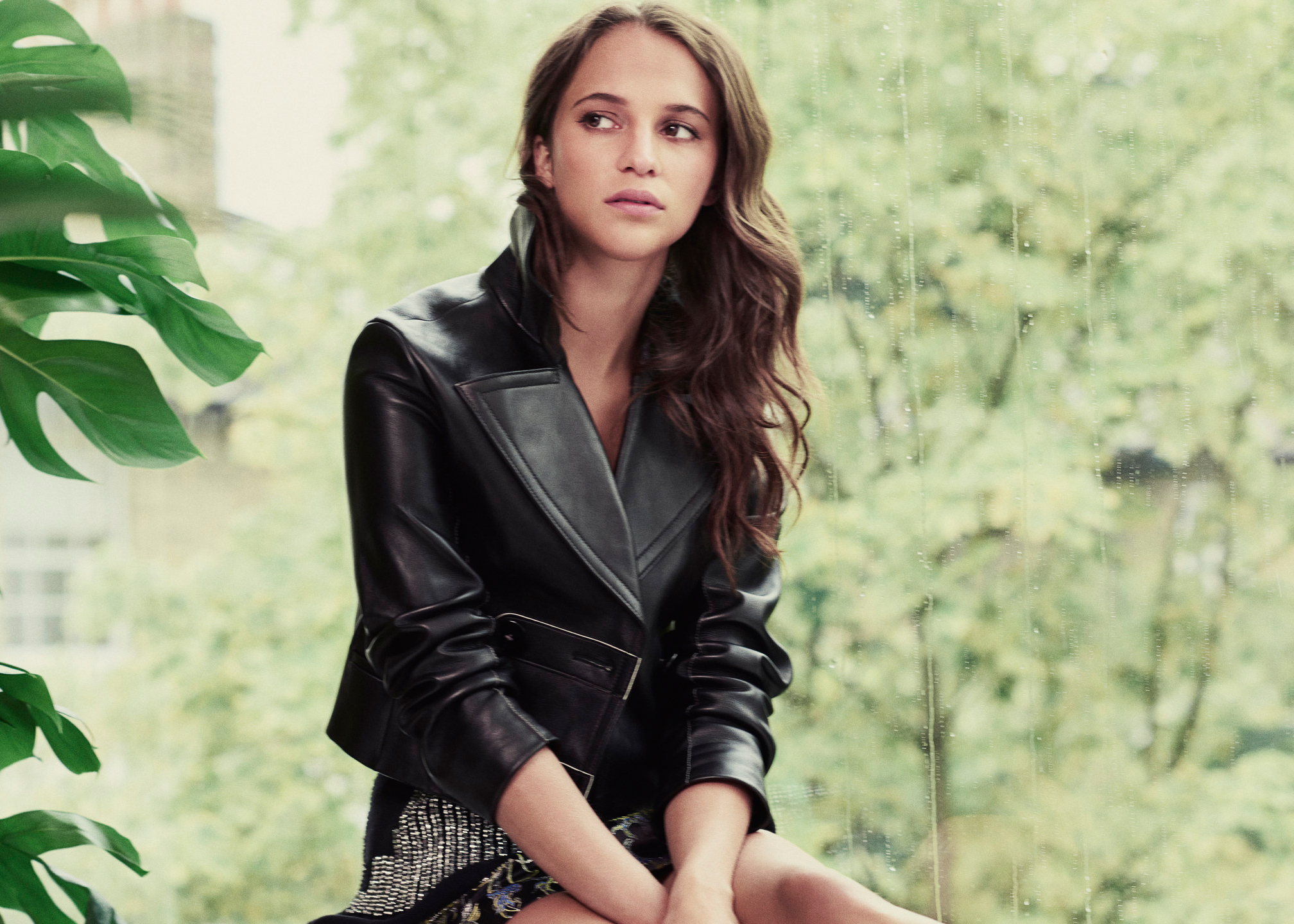 Alicia Vikander Black Jacket Wallpapers