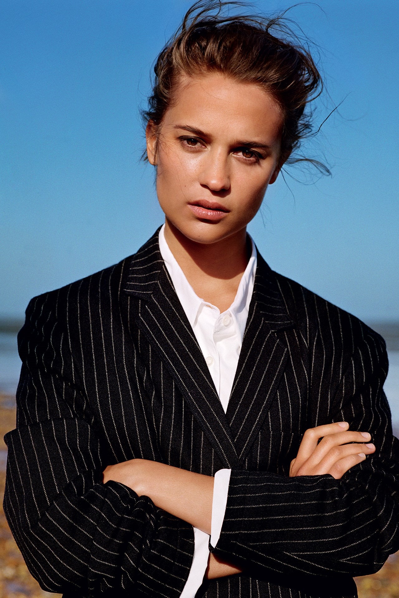 Alicia Vikander Black Jacket Wallpapers