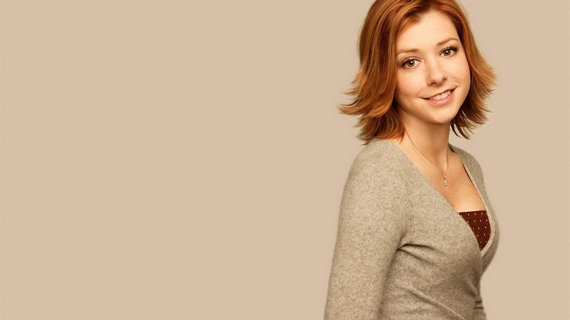 Alyson Hannigan Wallpapers