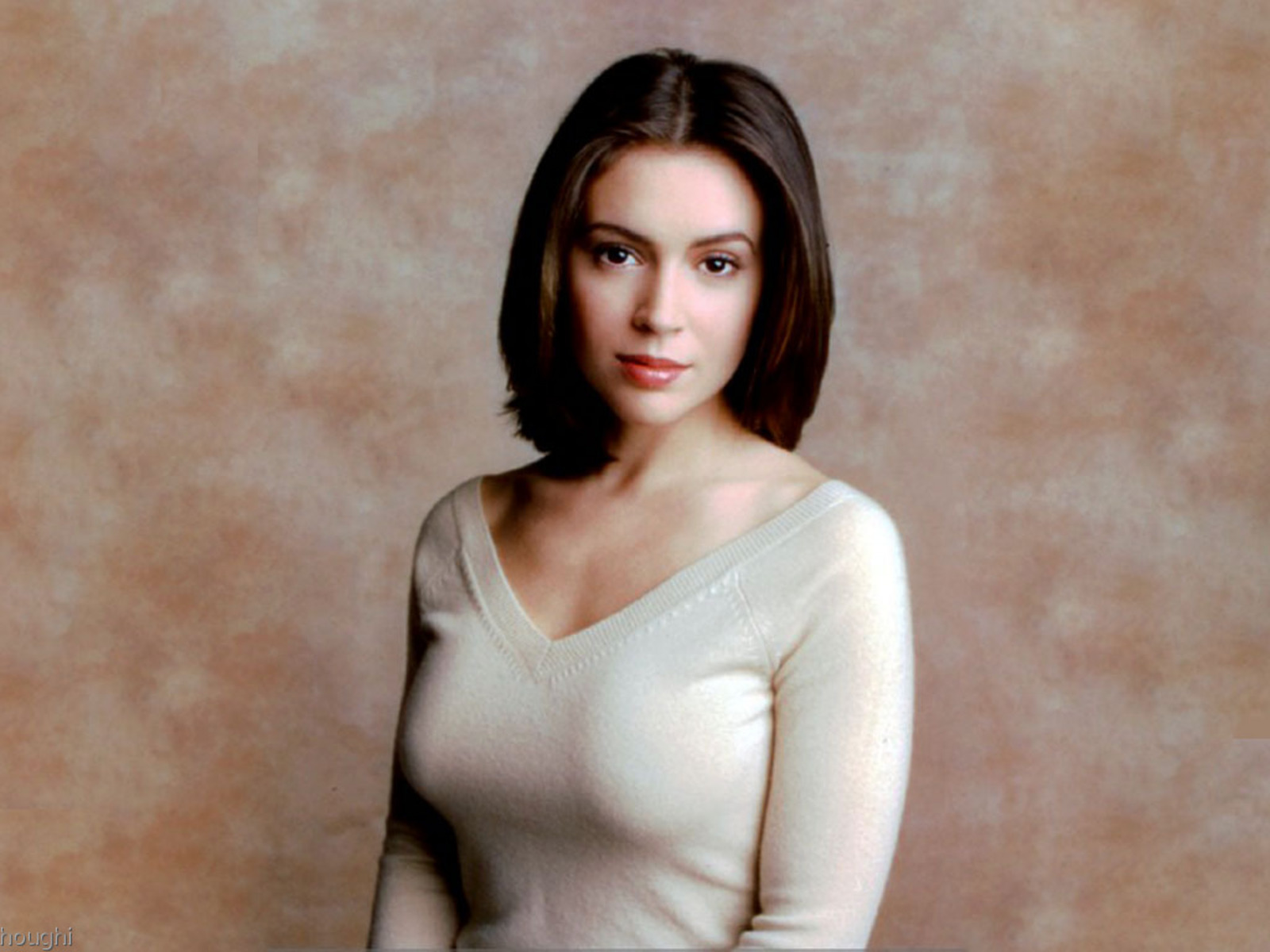 Alyssa Milano 2017 Wallpapers