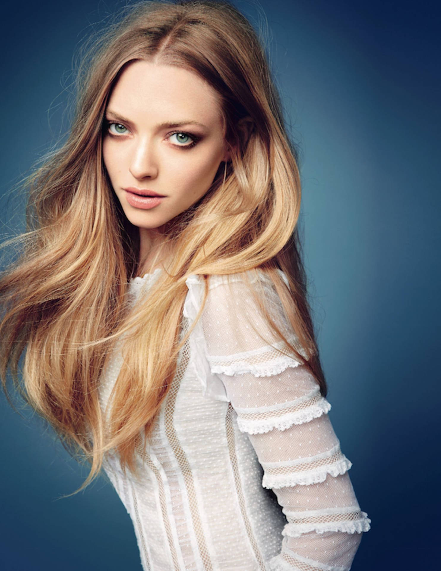 Amanda Seyfried Face 2021 Wallpapers