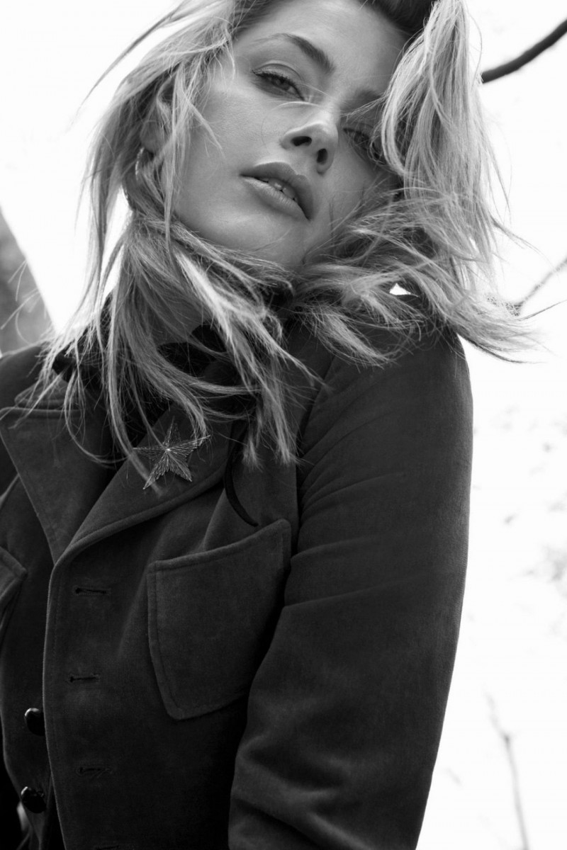 Amber Heard Black Dress Monochrome Wallpapers