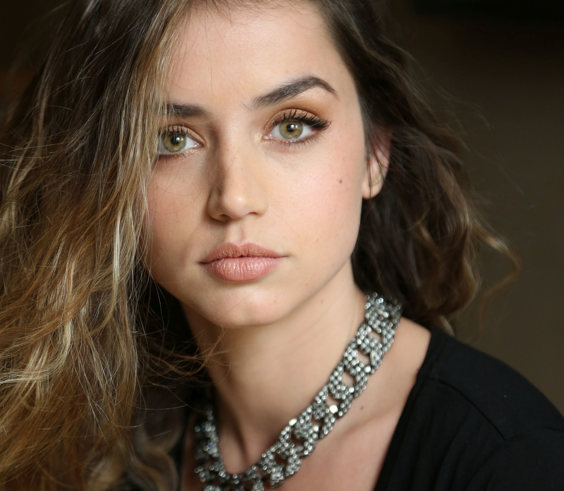 Ana de Armas Cuban Actress Wallpapers