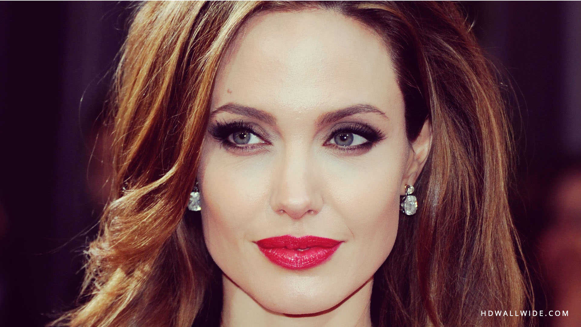 Angelina Jolie HD Wallpapers