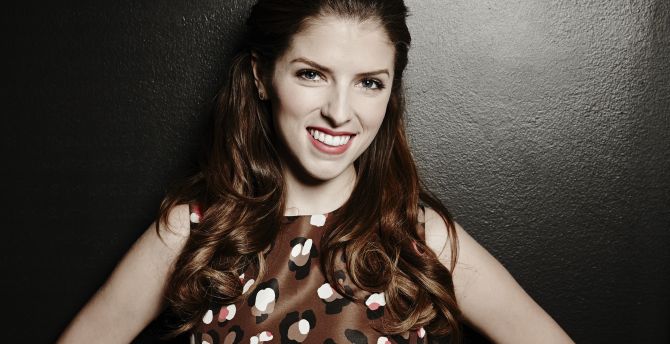 Anna Kendrick Wallpapers