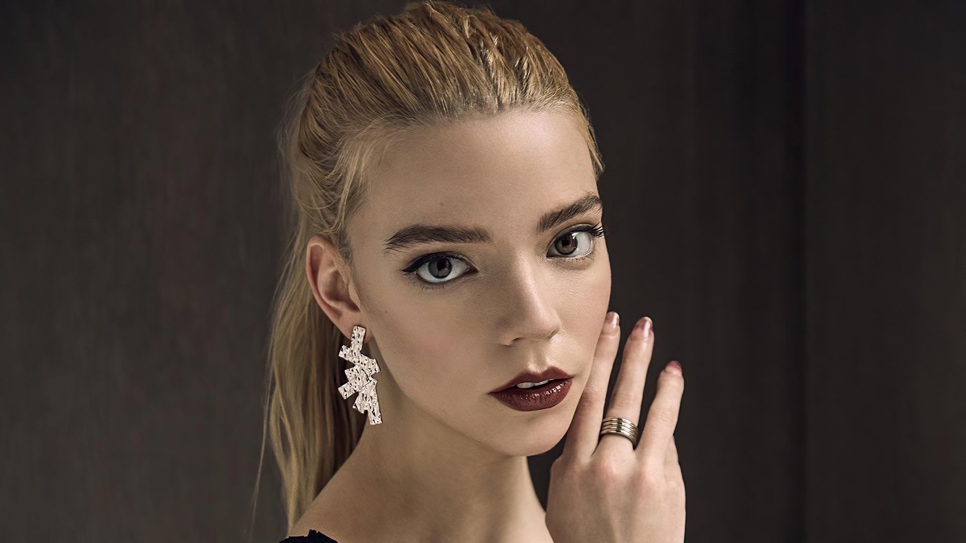 Anya Taylor-Joy Actress Photoshoot 2021 Wallpapers