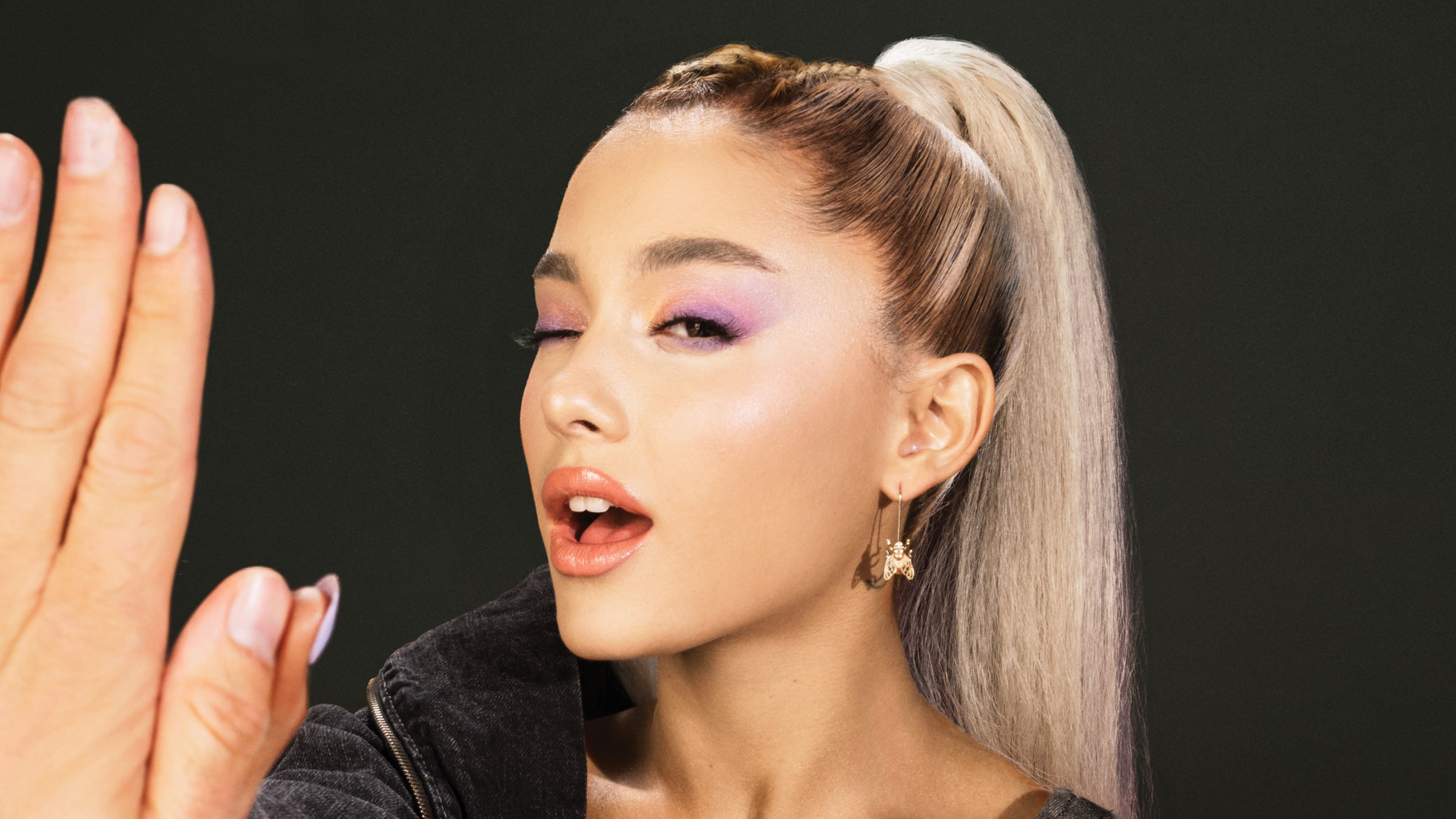 Ariana Grande 2018 Wallpapers