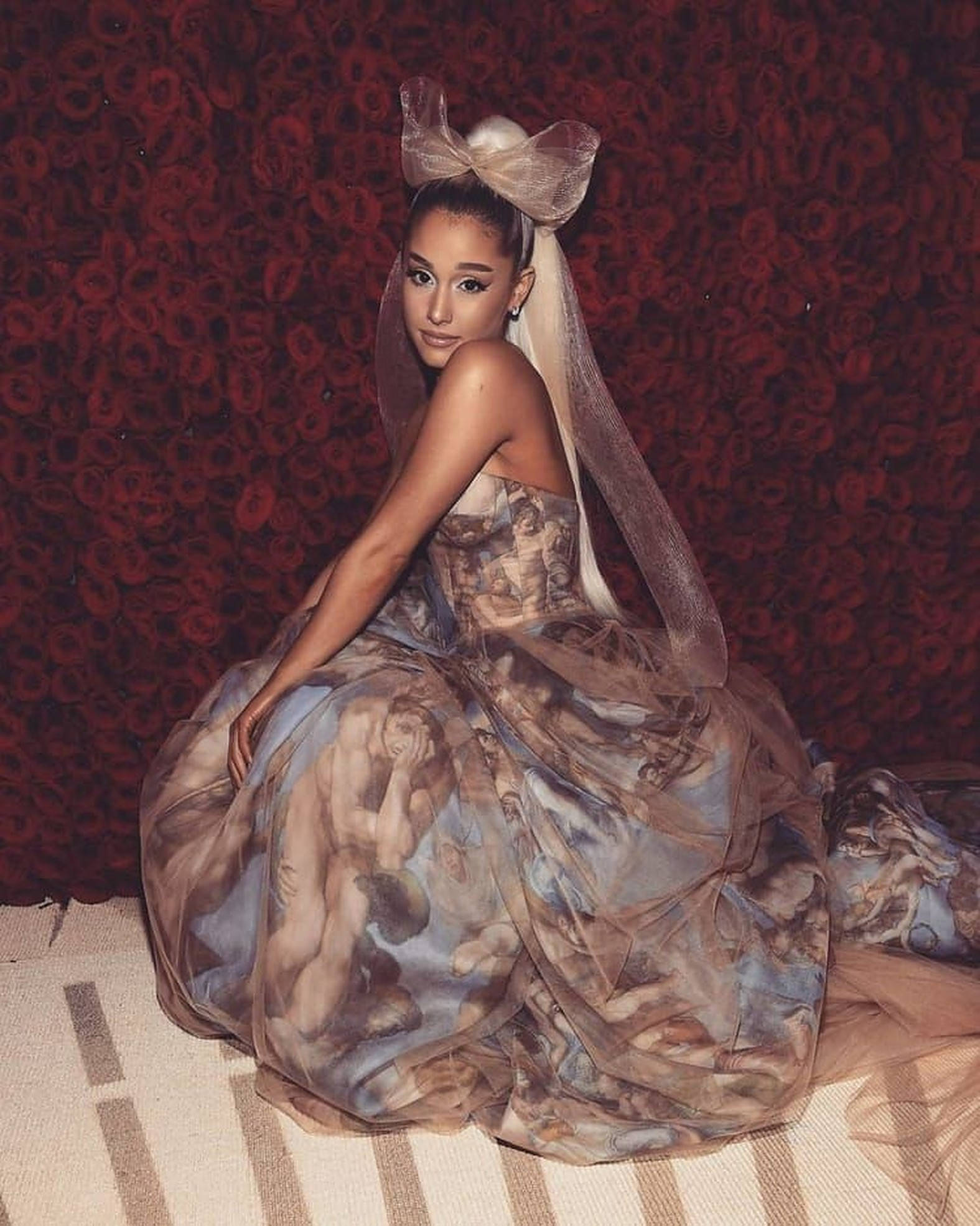 Ariana Grande 2018 Wallpapers