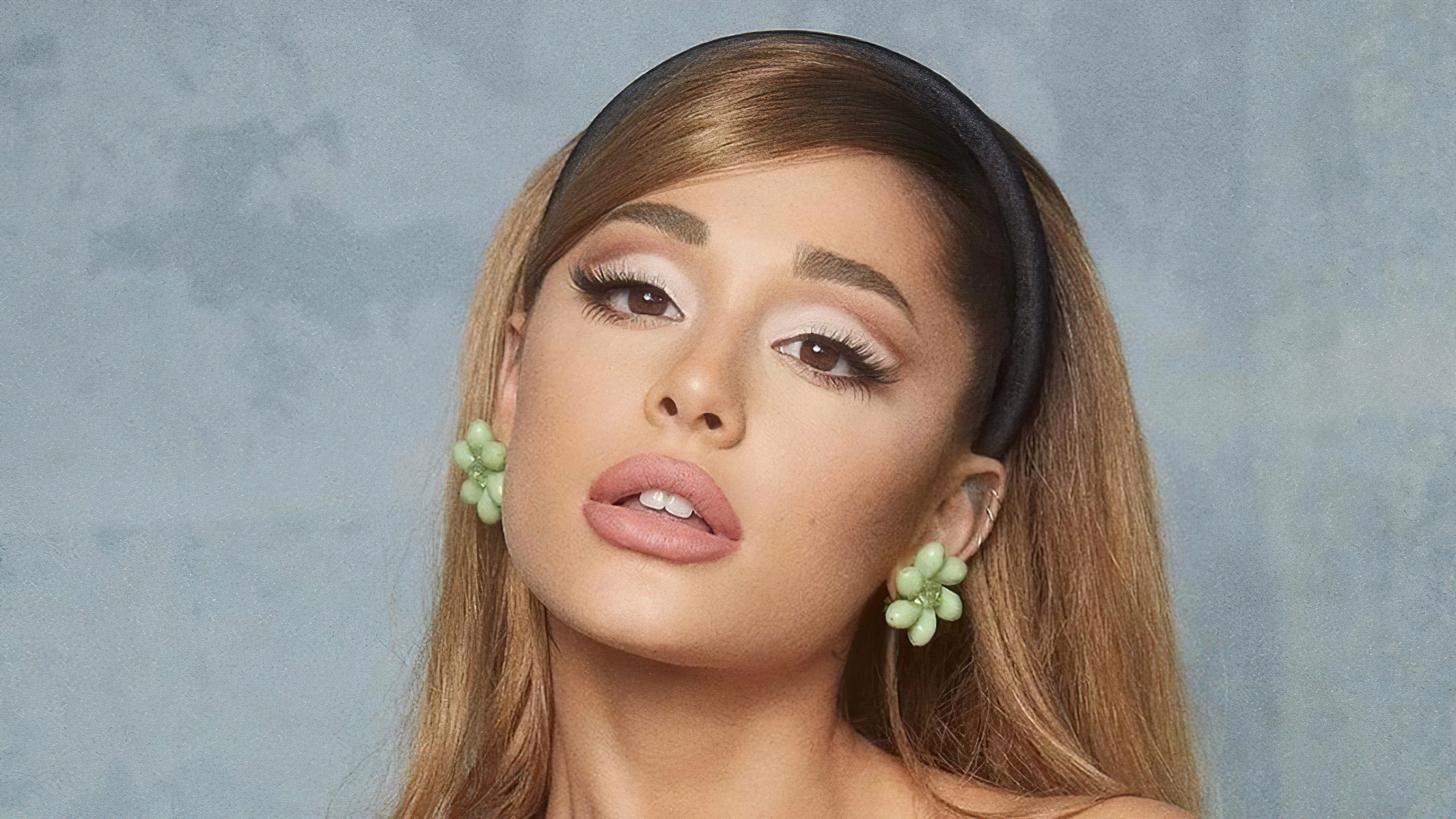 ariana grande 2020 Wallpapers