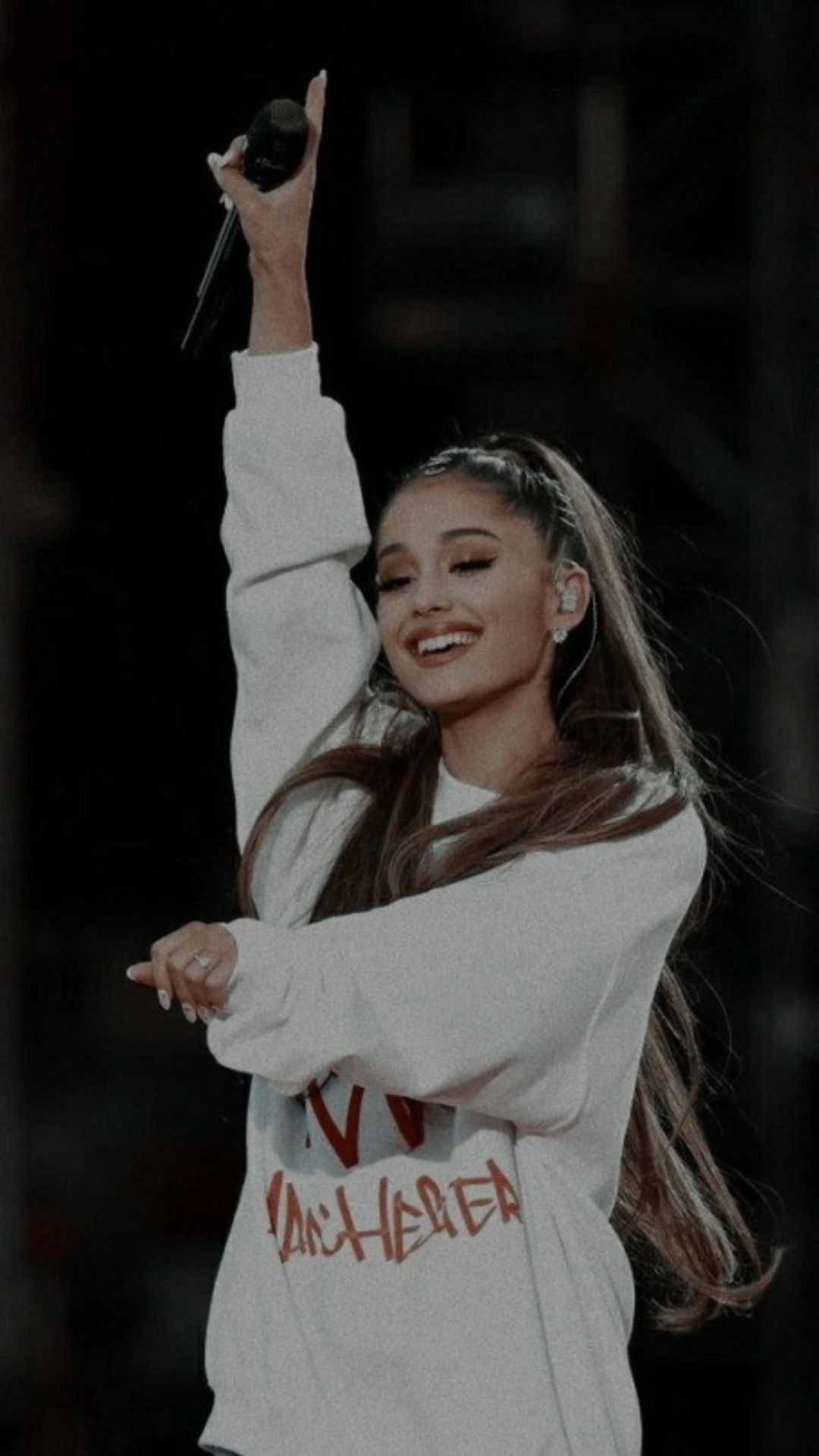 ariana grande aesthetic Wallpapers