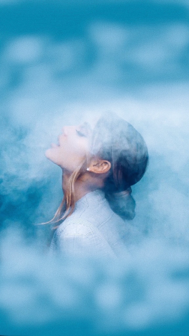 ariana grande breathin Wallpapers