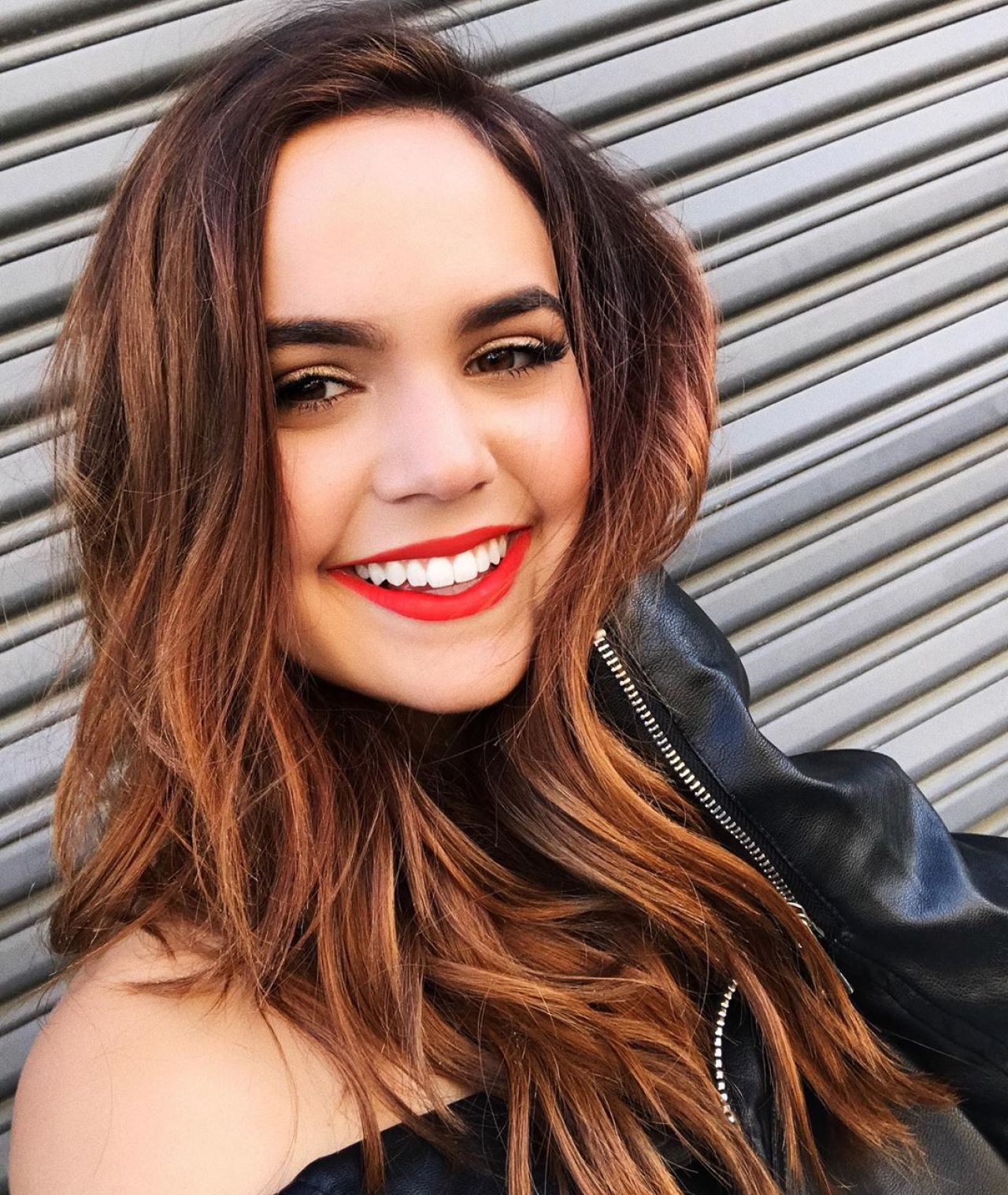 Bailee Madison 2018 Photoshoot Wallpapers