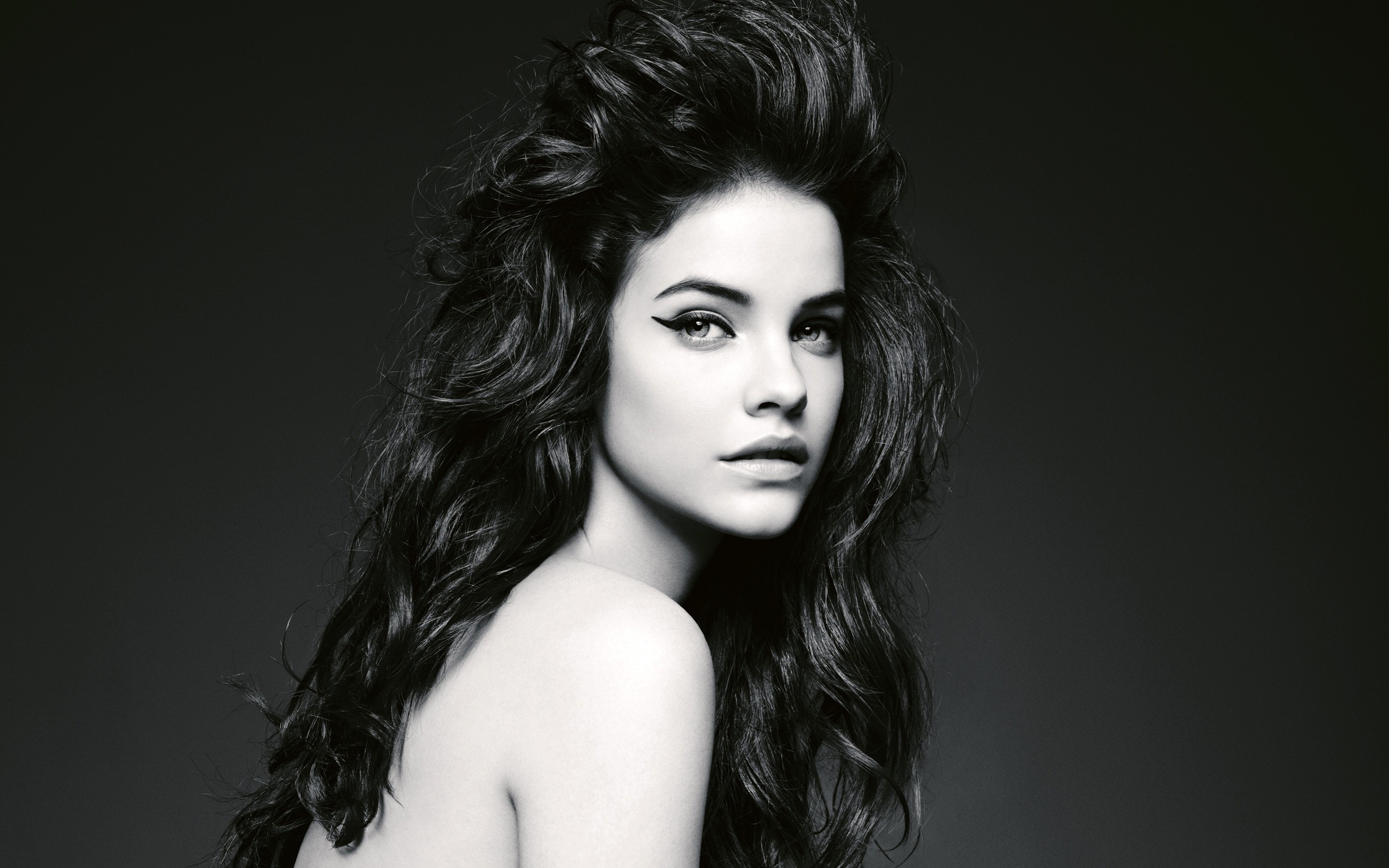 Barbara Palvin Model HD Wallpapers