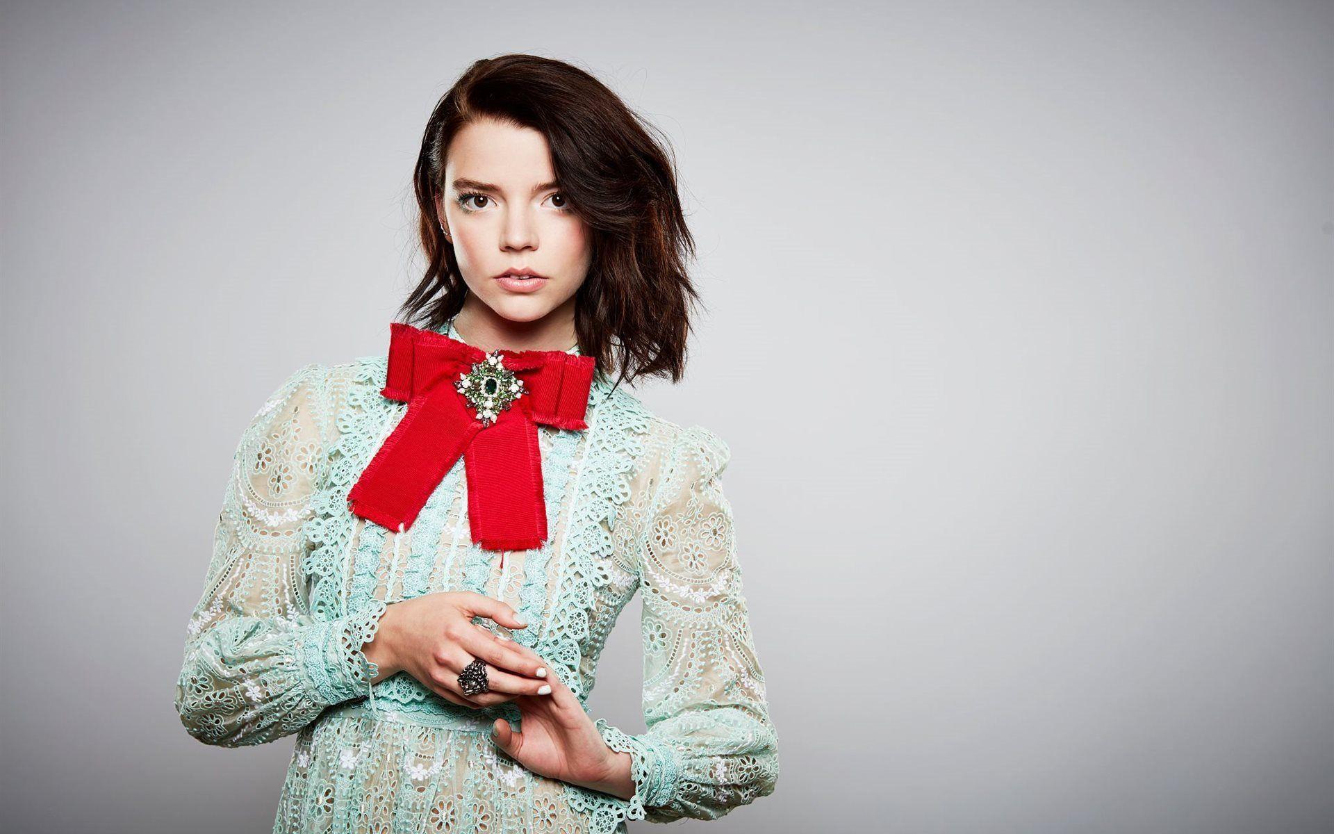 Beautiful Anya Taylor-Joy 2021 Wallpapers