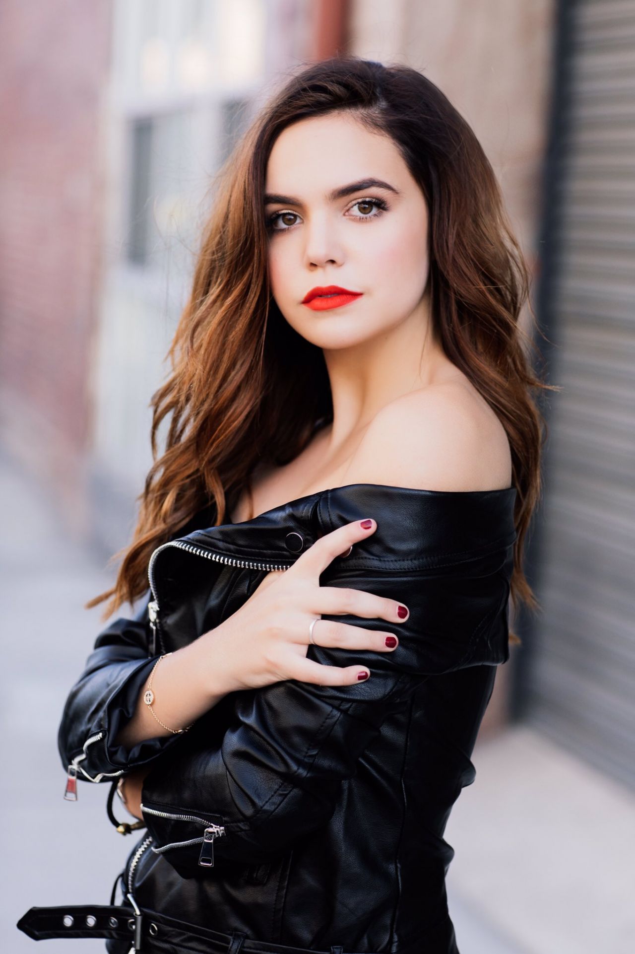 Beautiful Bailee Madison Wallpapers