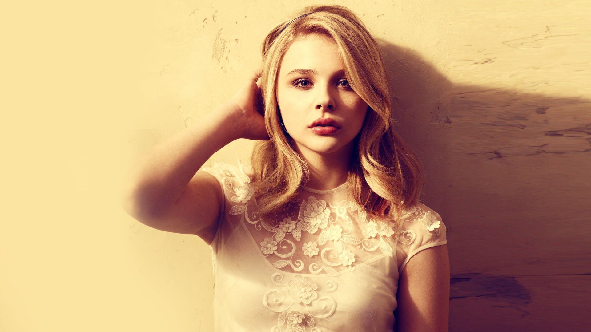 Beautiful Chloe Grace Moretz Wallpapers