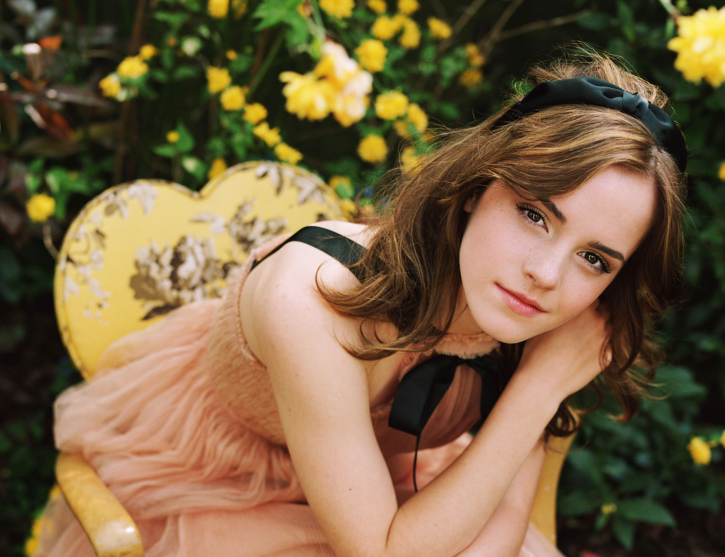 Beautiful Emma Watson Photoshoot Wallpapers