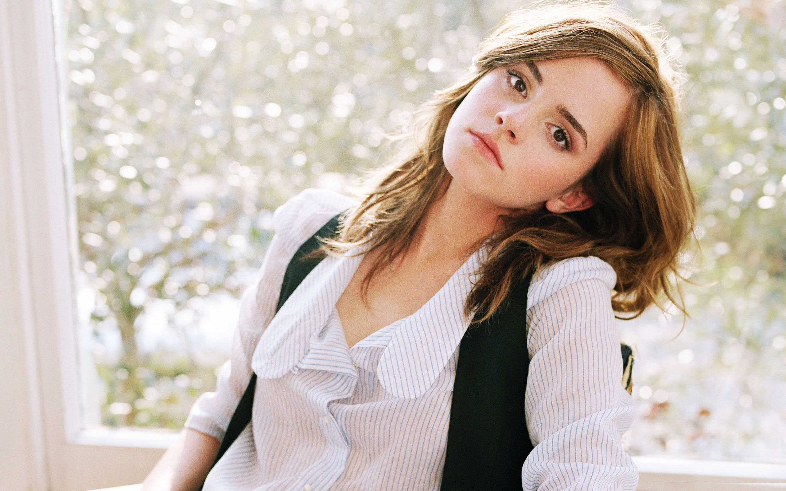 Beautiful Emma Watson Photoshoot Wallpapers