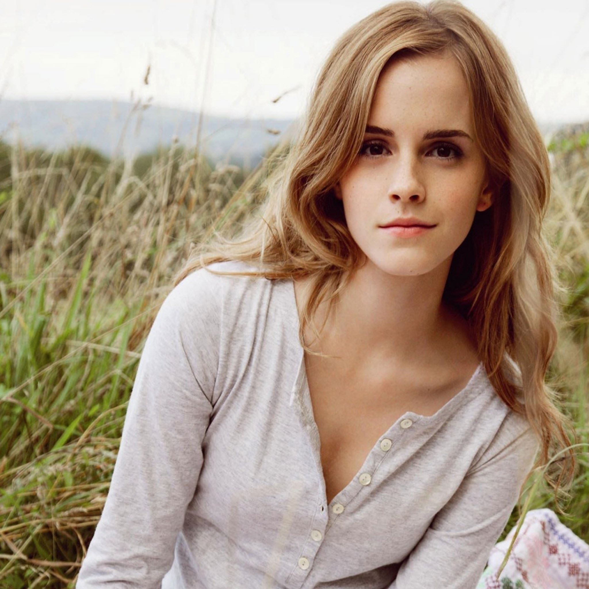 Beautiful Emma Watson Photoshoot Wallpapers