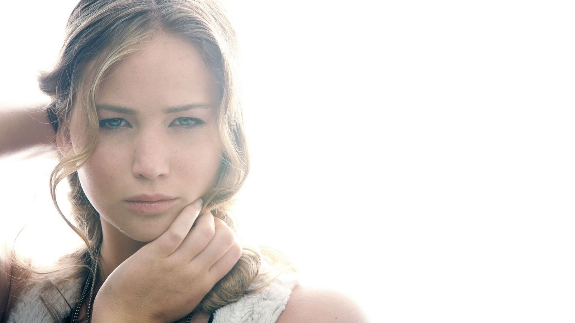 Beautiful Jennifer Lawrence Close Up Wallpapers