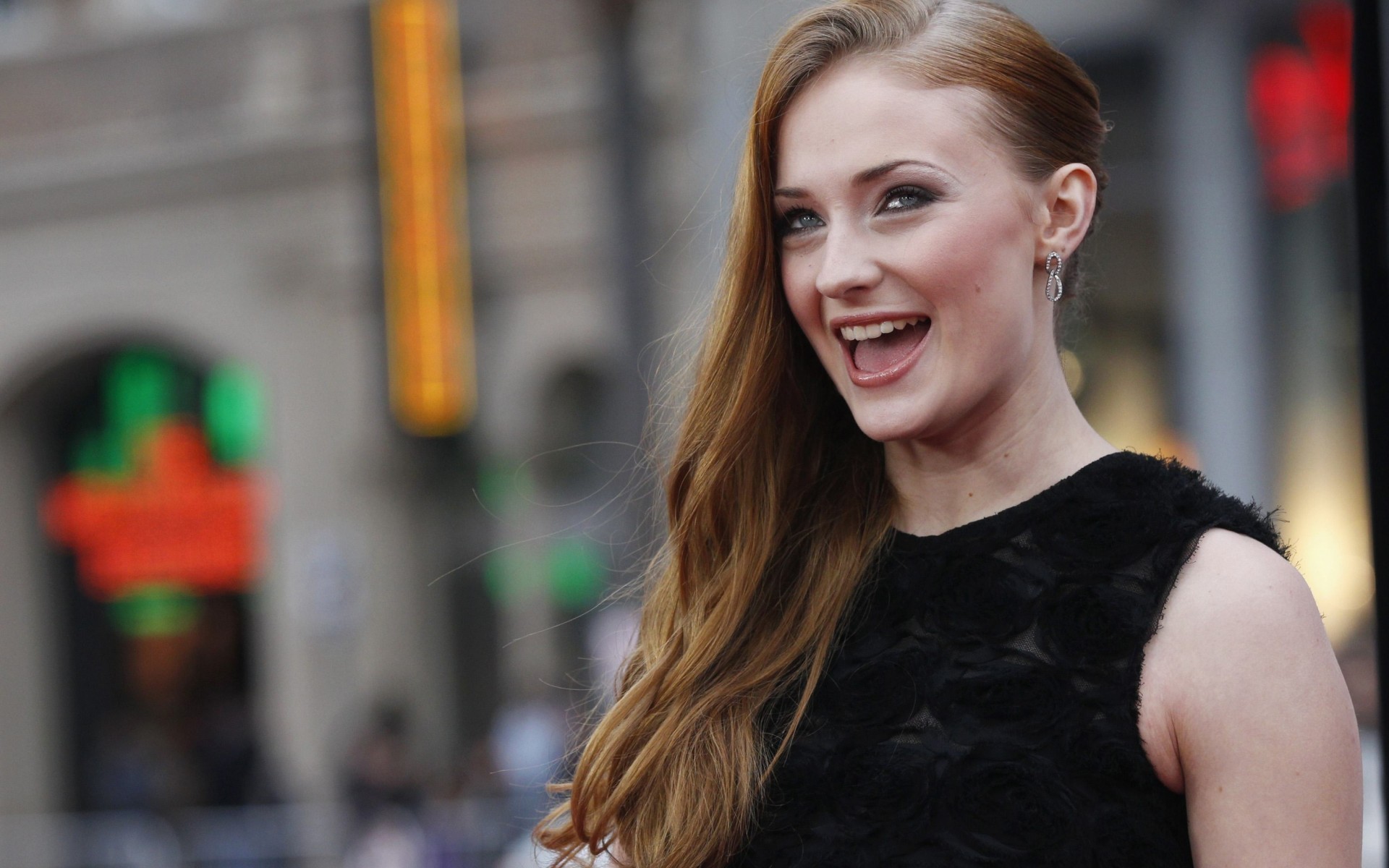 Beautiful Sophie Turner Wallpapers