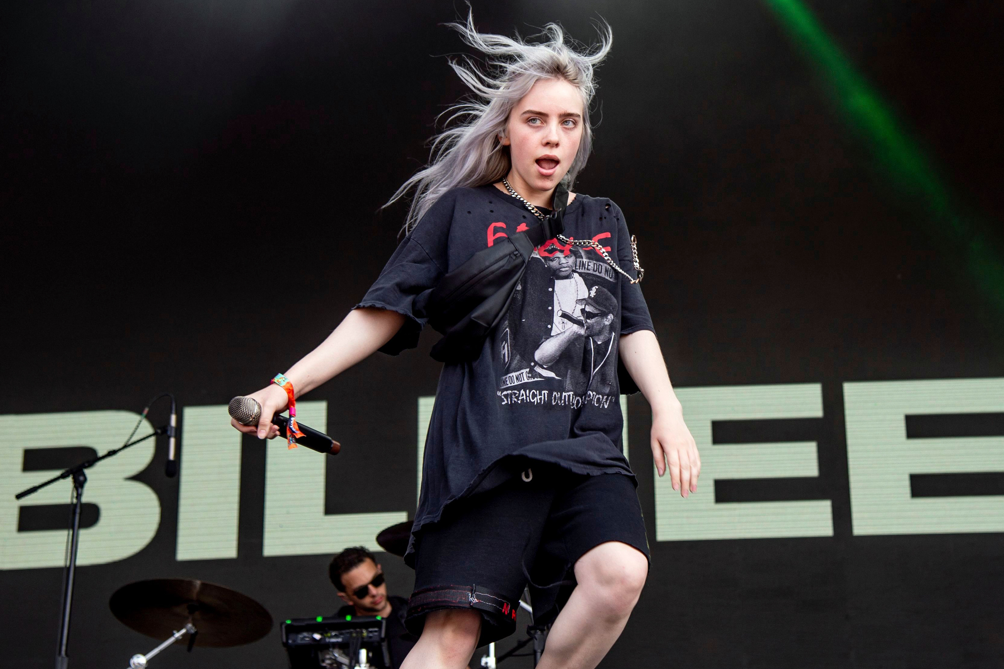 Billie Eilish Singer Wallpapers