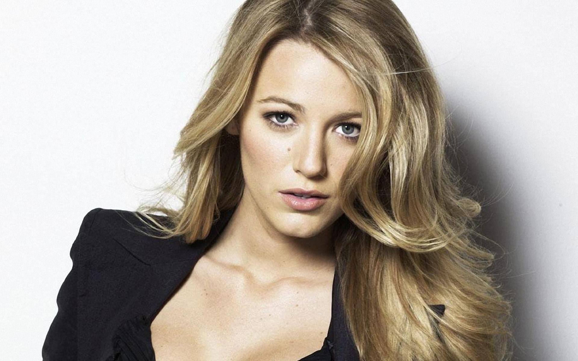 Blake Lively Wallpapers