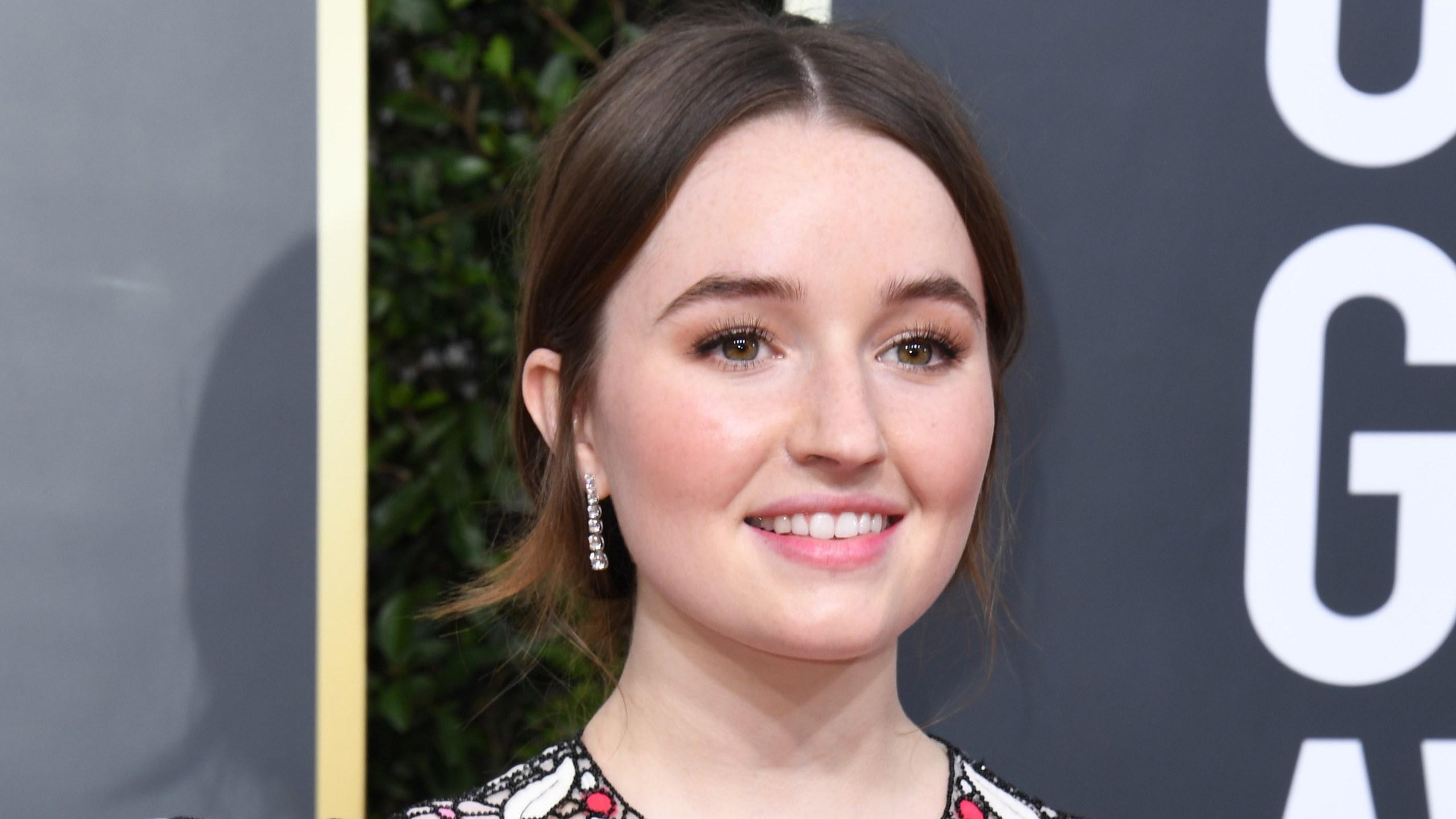 Booksmart Actress Kaitlyn Dever Wallpapers