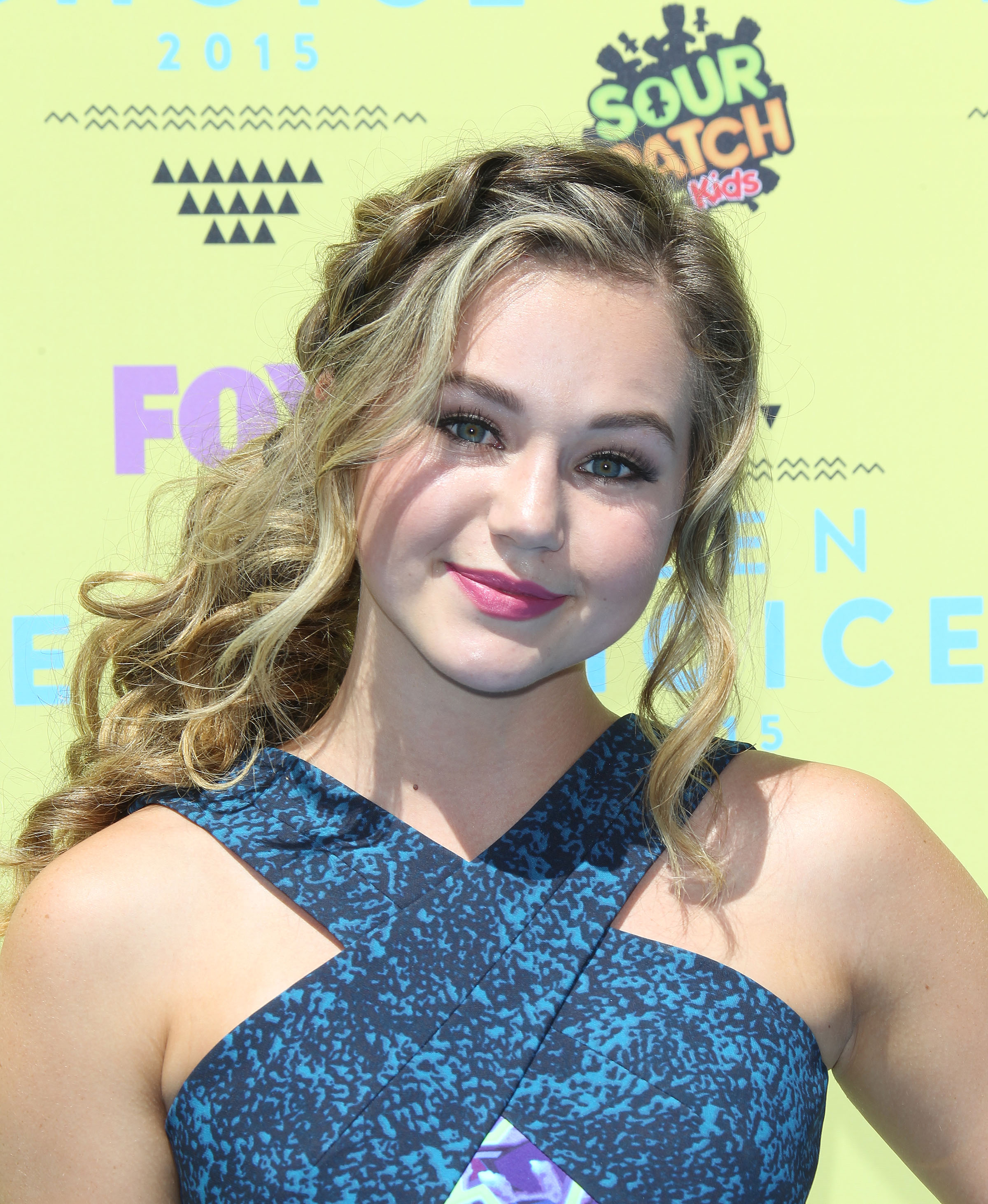 Brec Bassinger Wallpapers