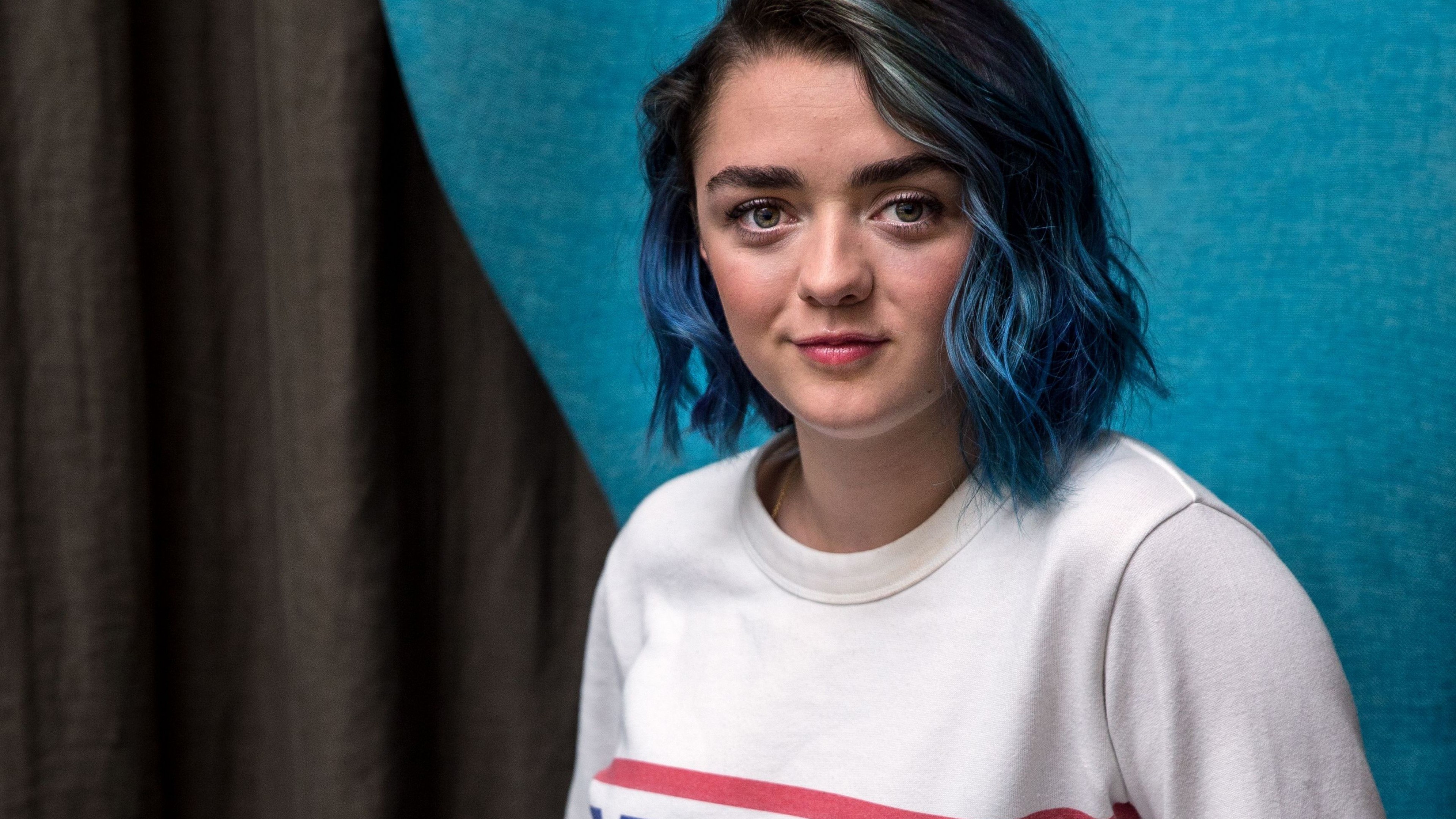 British Actress Maisie Williams Wallpapers