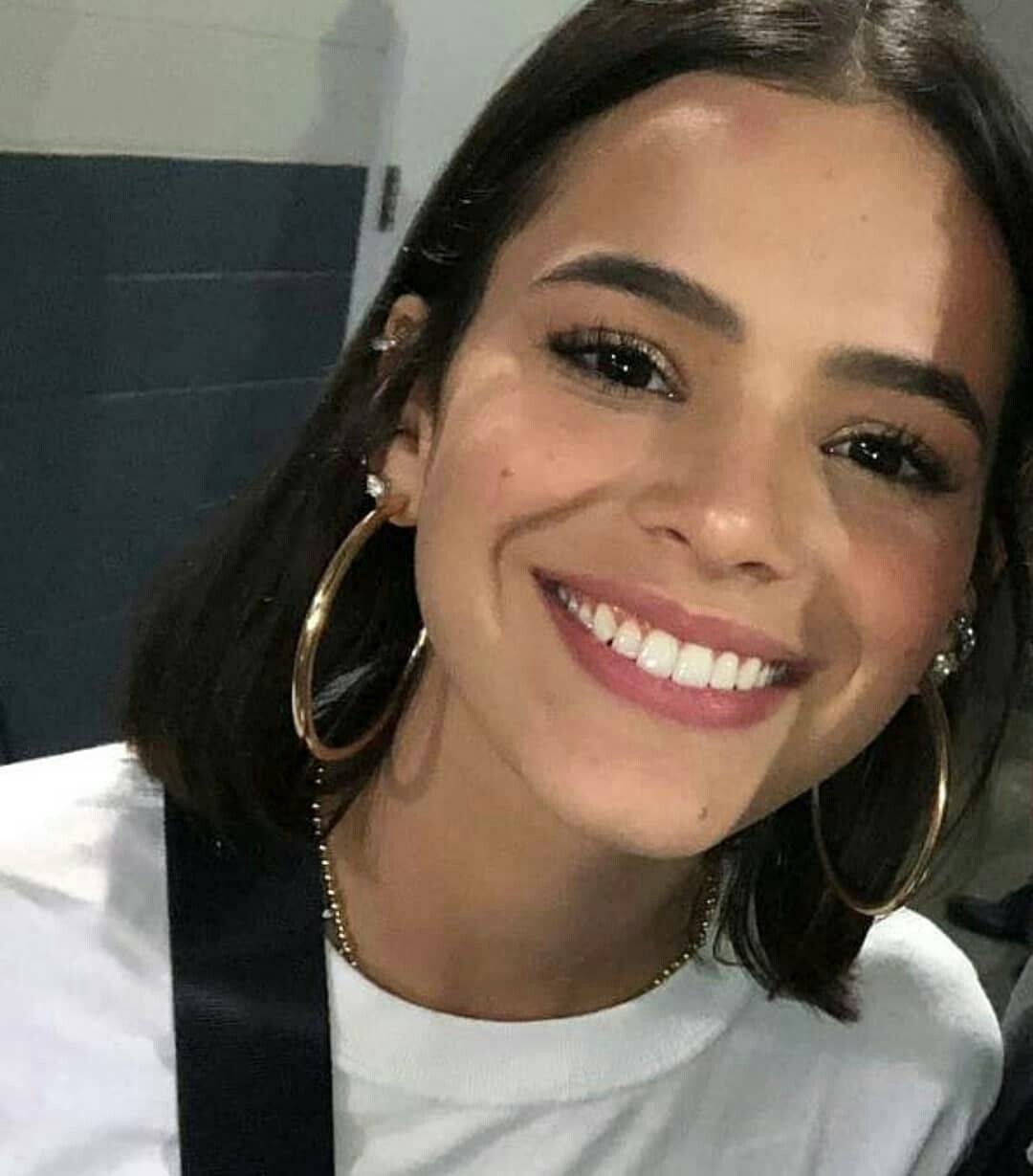 Bruna Marquezine Wallpapers