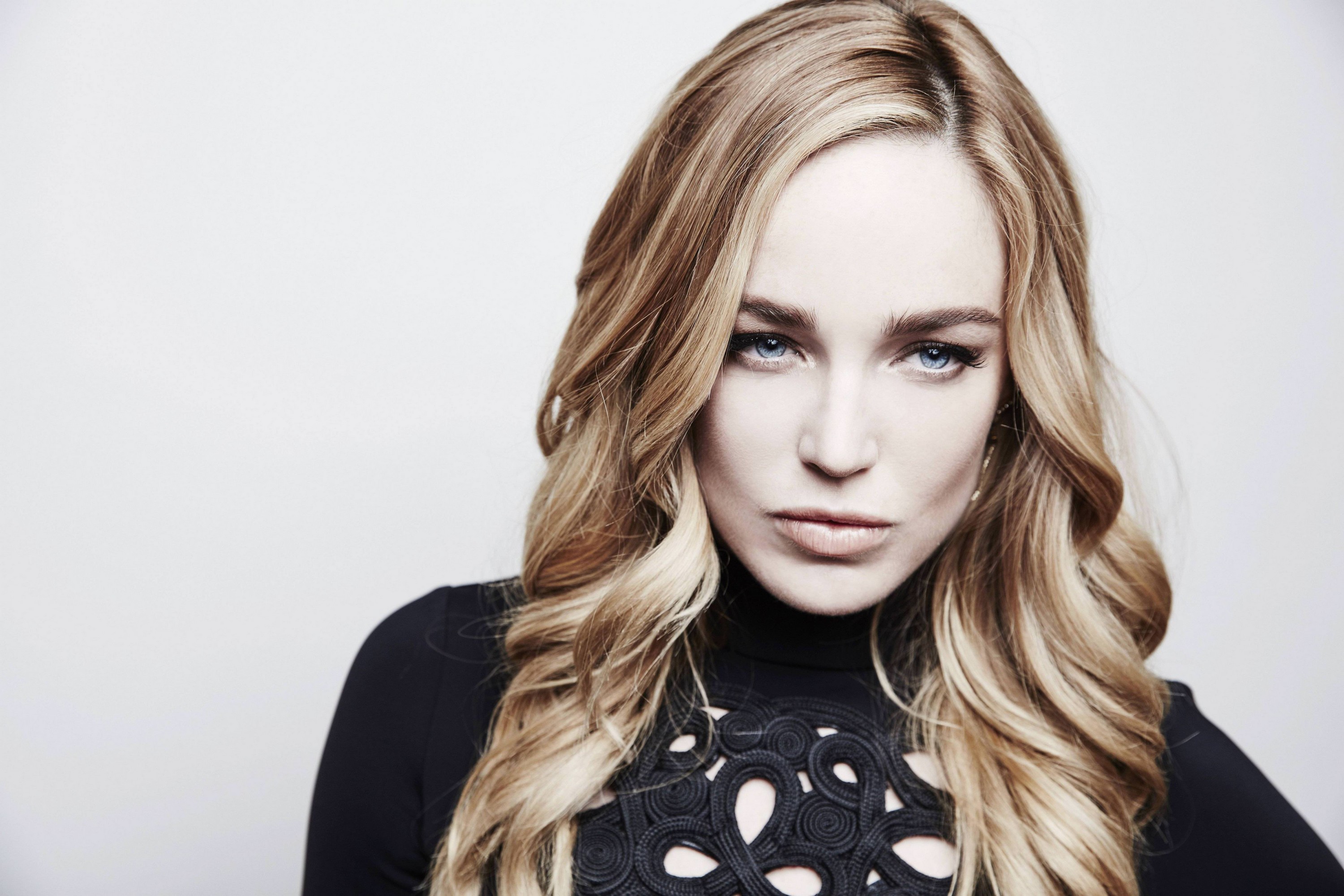 Caity Lotz Photoshoot 2017 Wallpapers