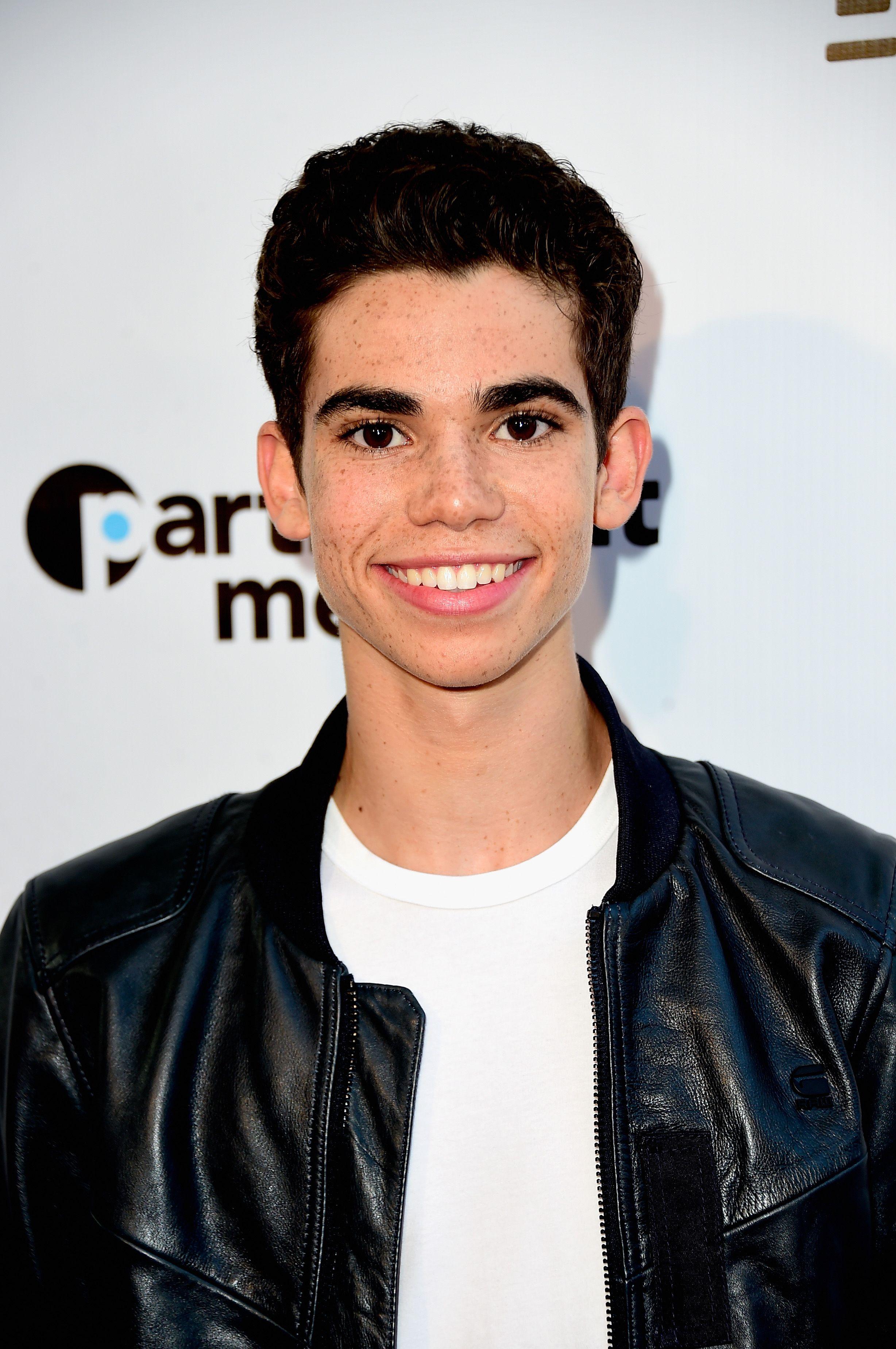 Cameron Boyce Wallpapers