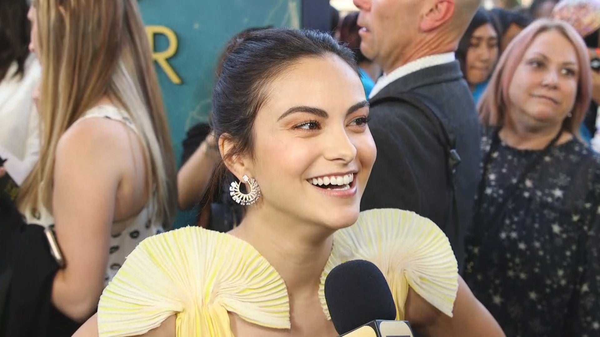 Camila Mendes 2019 Wallpapers