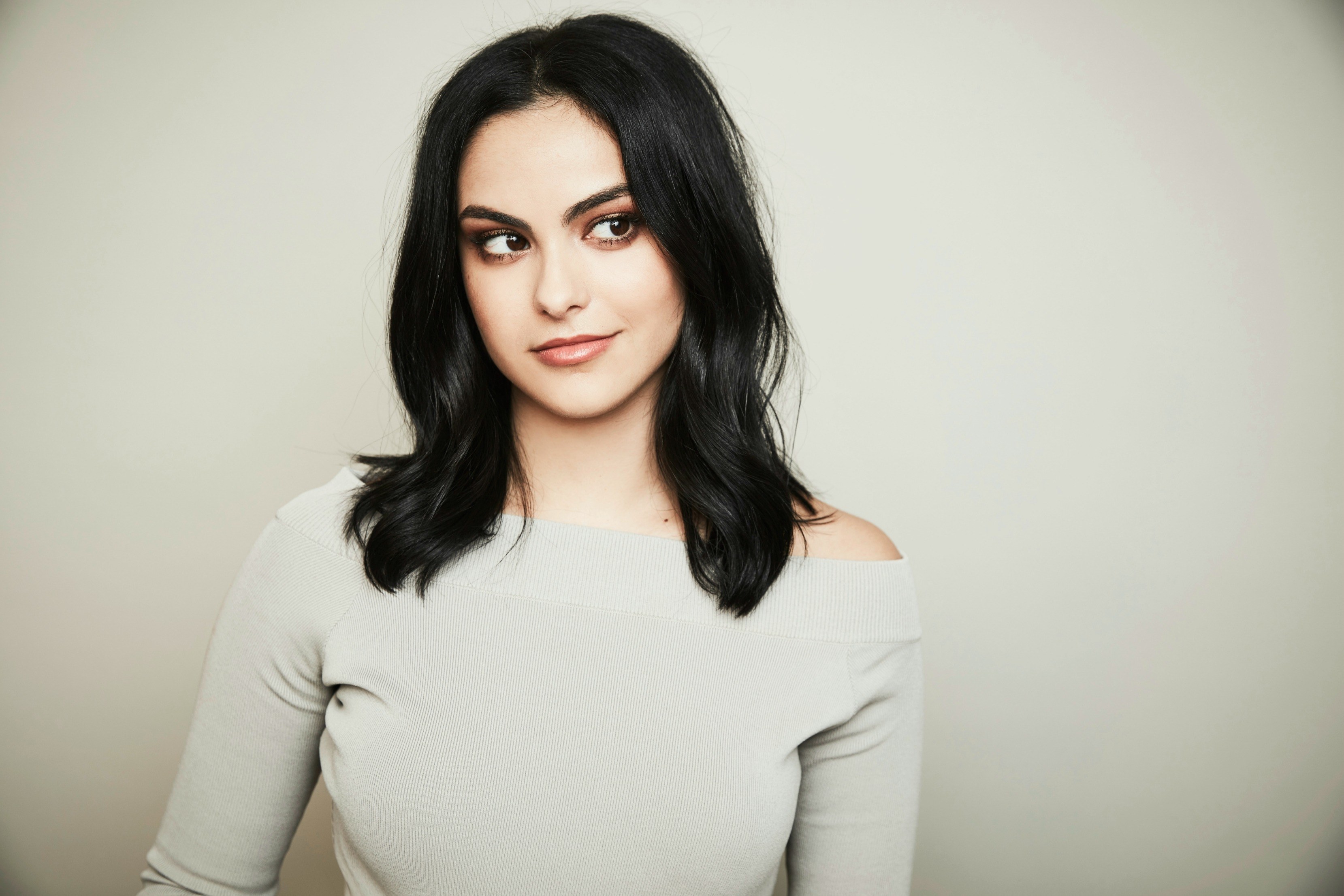 Camila Mendes DA MAN 2017 Wallpapers