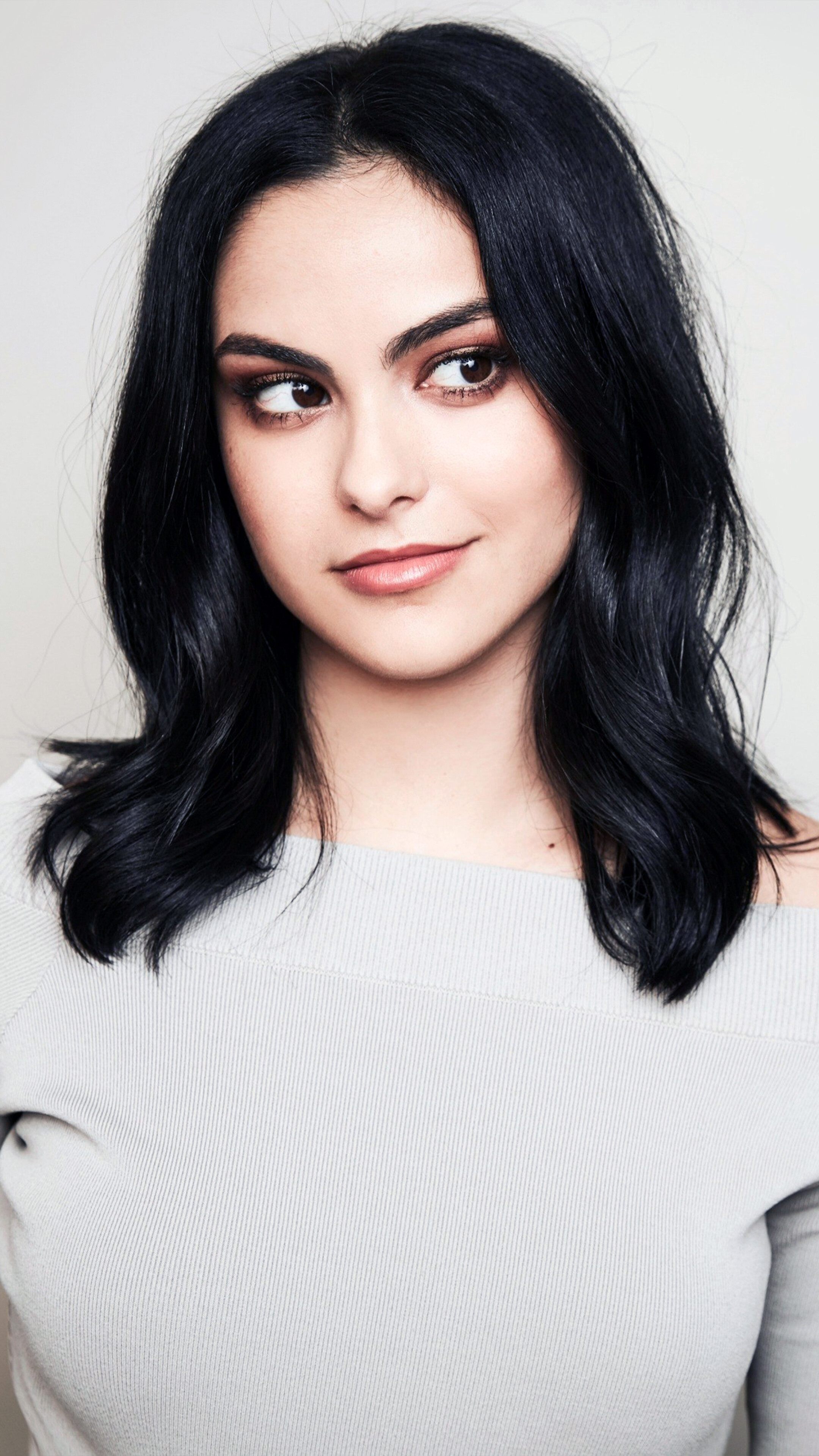 Camila Mendes DA MAN 2017 Wallpapers