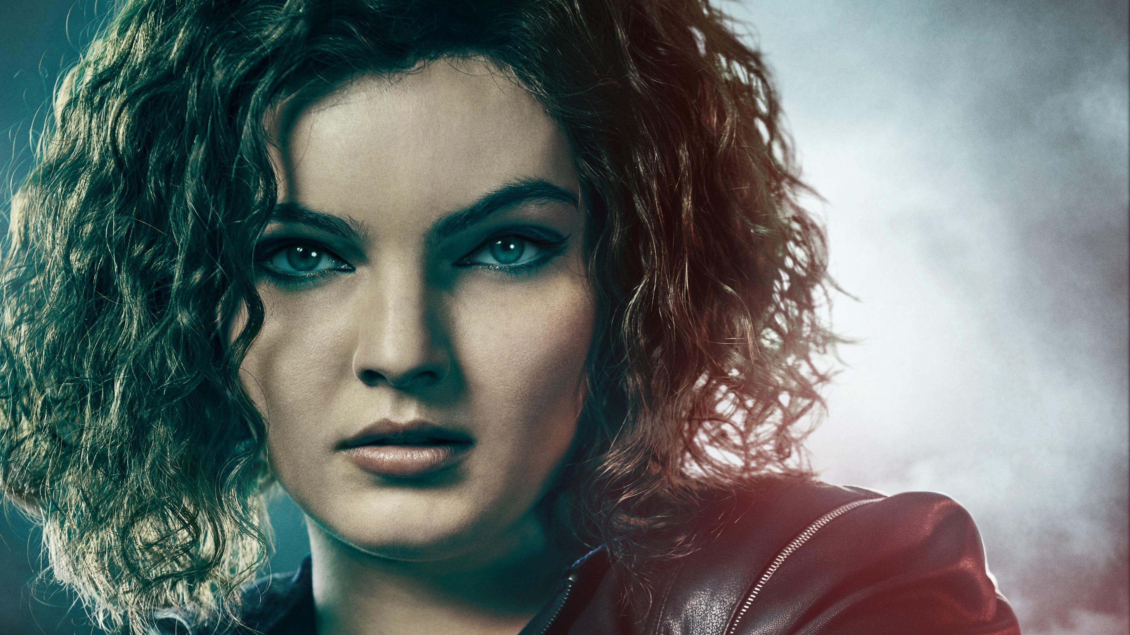 Camren Bicondova 2017 Wallpapers