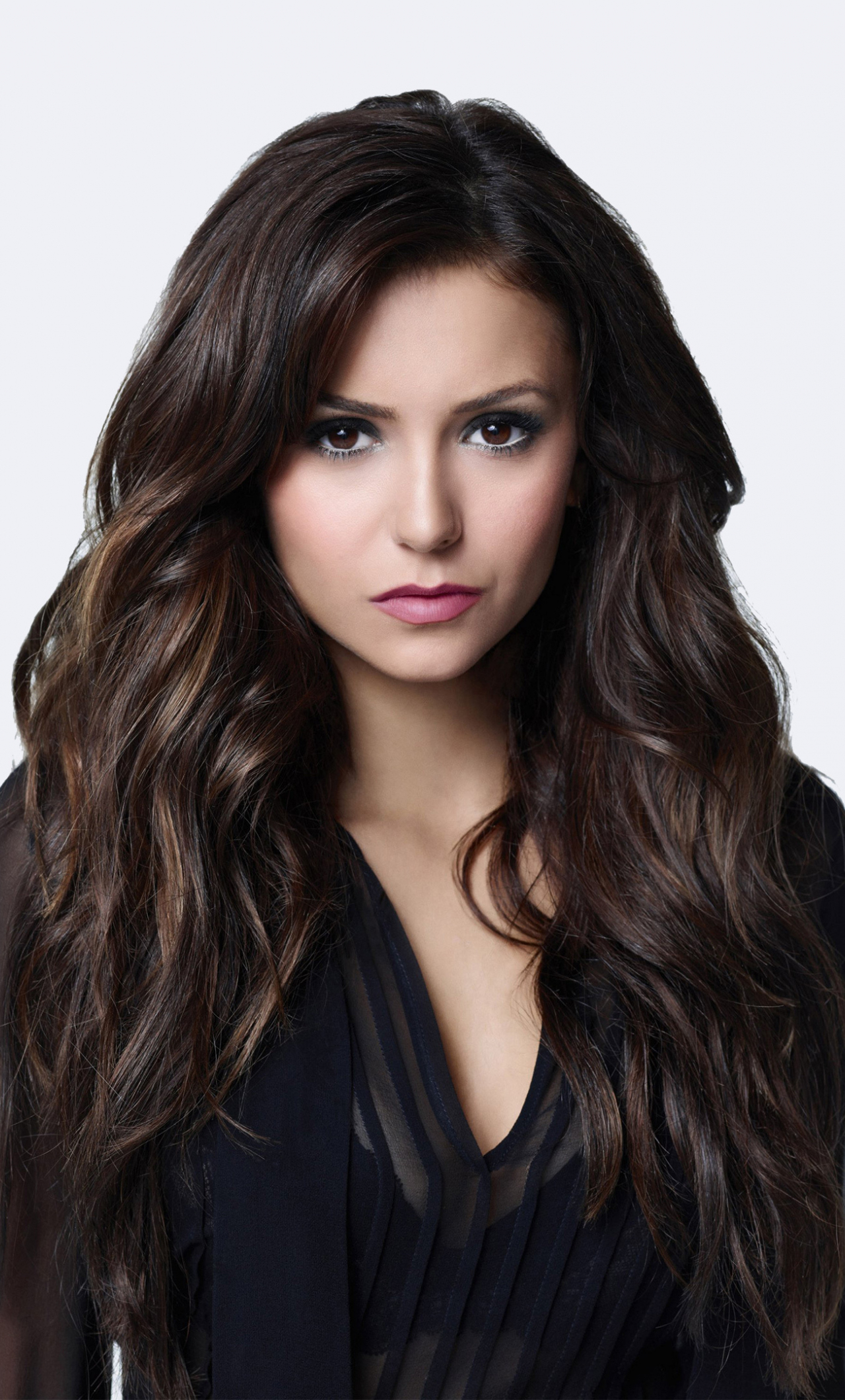 Canadian Actress Nina Dobrev Make-up Wallpapers