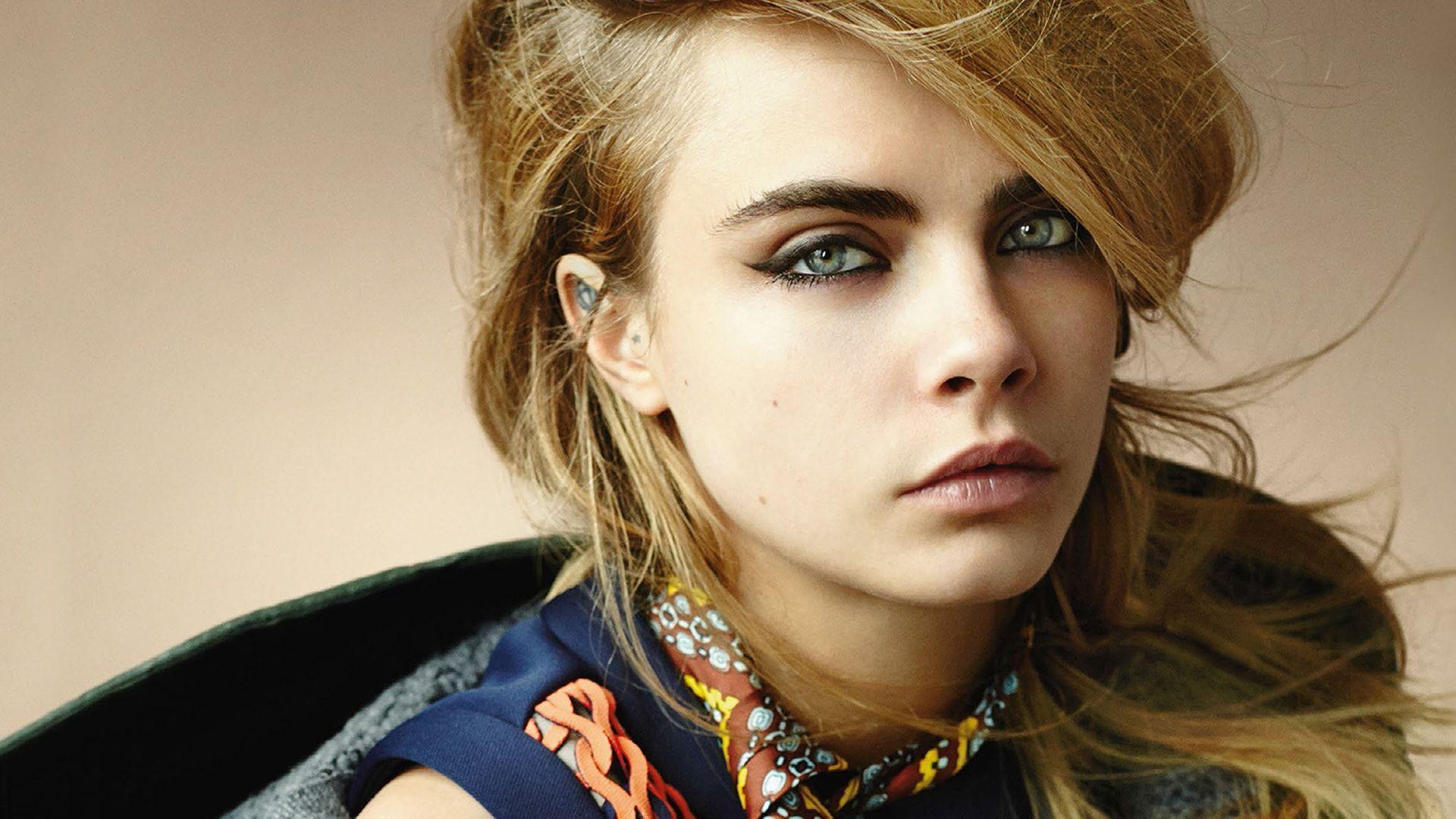 Cara Delevingne English Wallpapers