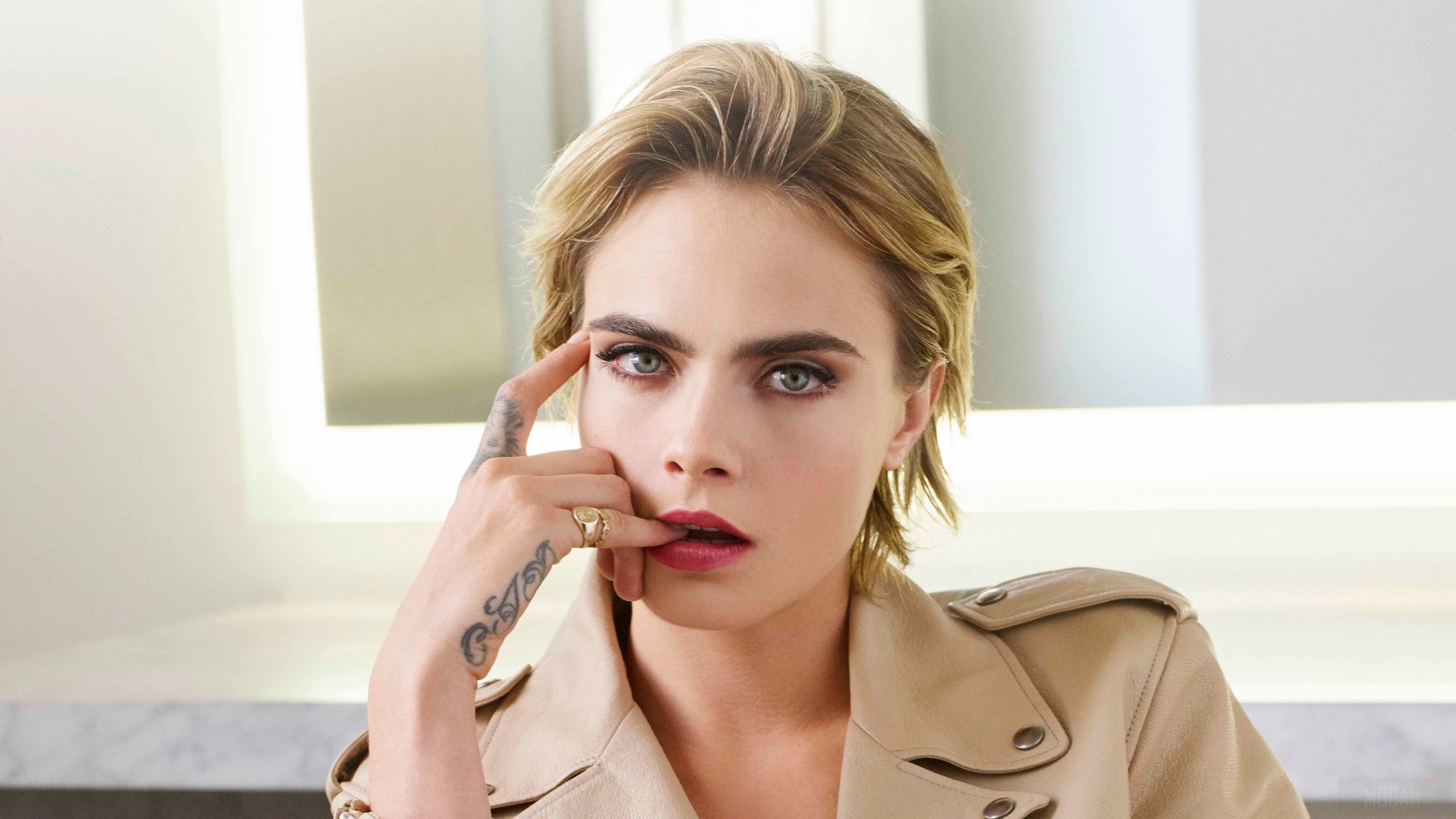 Cara Delevingne English Wallpapers